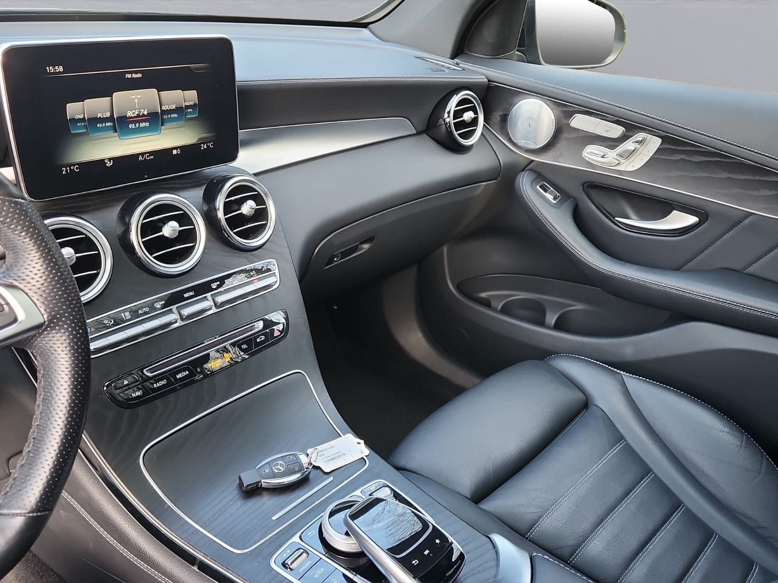 MERCEDES-BENZ GLC 220 d Exclusive 4Matic 9G-Tronic-image-12