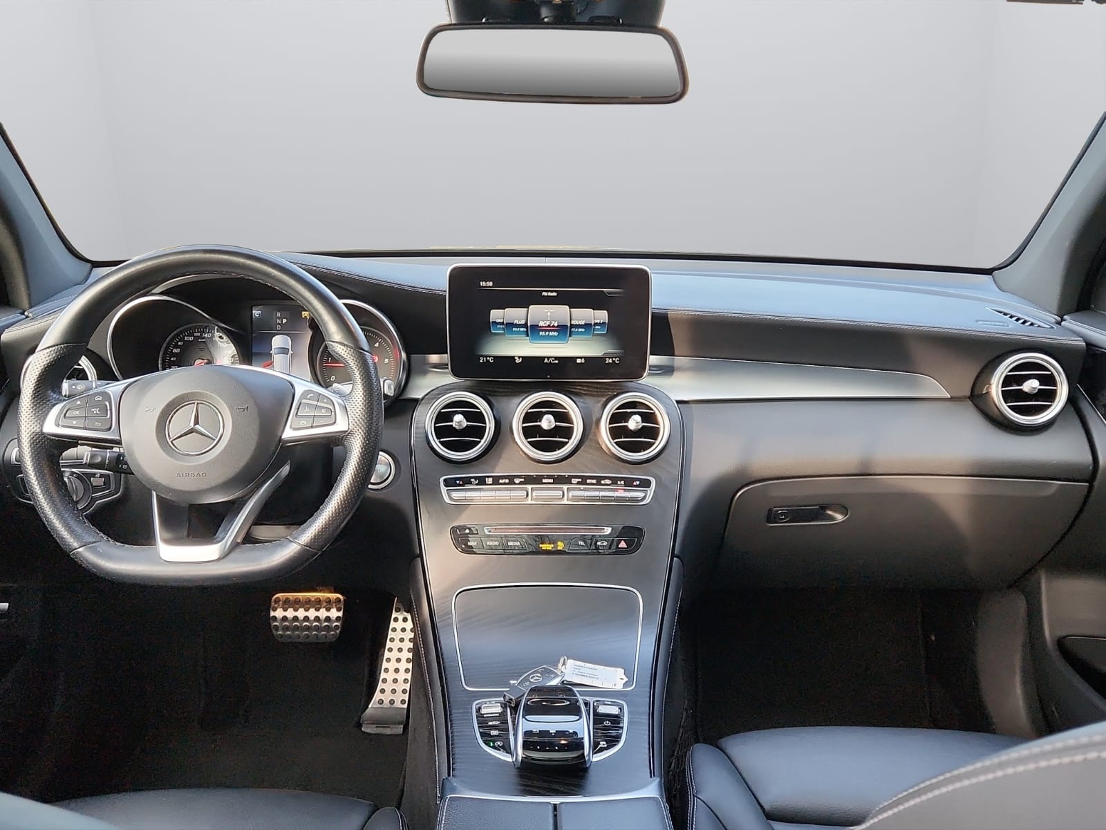 MERCEDES-BENZ GLC 220 d Exclusive 4Matic 9G-Tronic-image-10