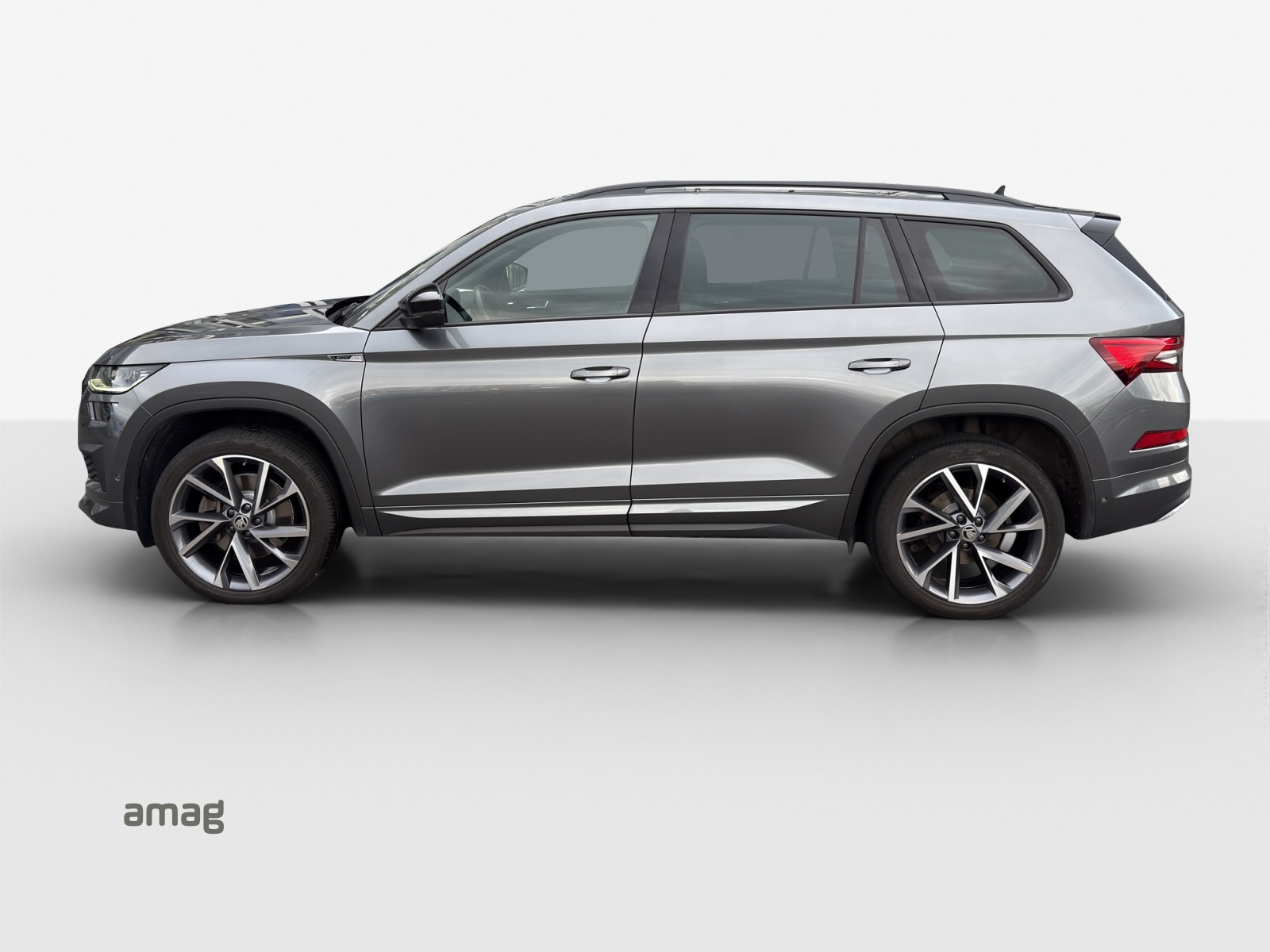SKODA Kodiaq 2.0 TSI 4x4 SportLine-showroom-element-1