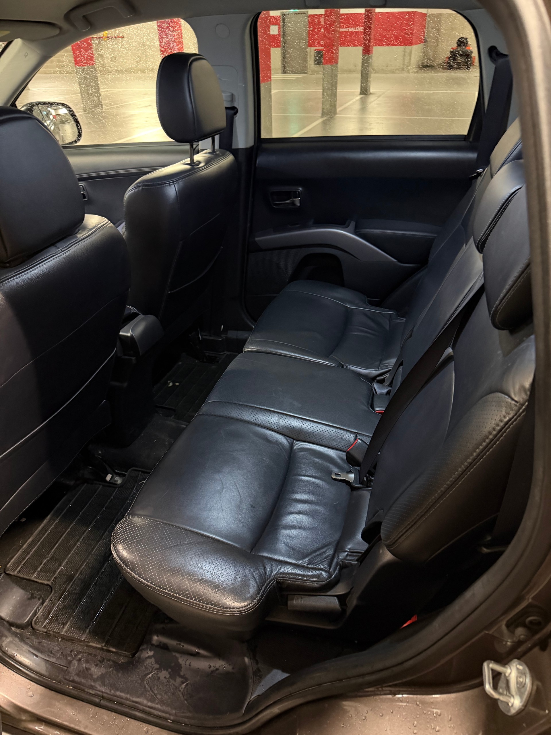 PEUGEOT 4007 2.2 HDi Lion Edition DCS6-image-12