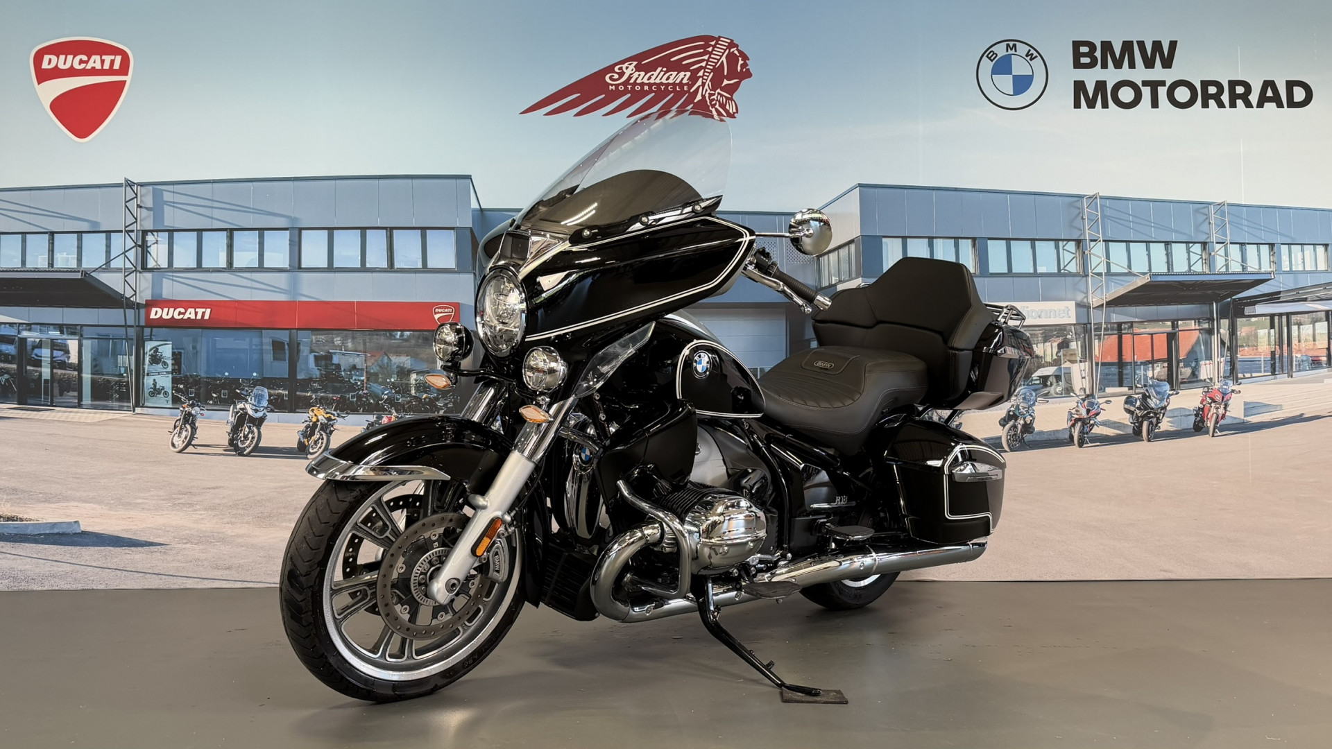 BMW R 18 Transcontinental-image-2
