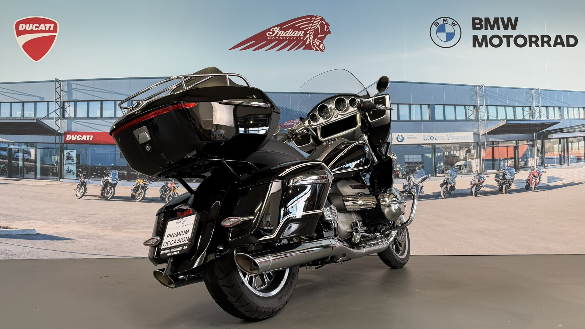 BMW R 18 Transcontinental-image-4