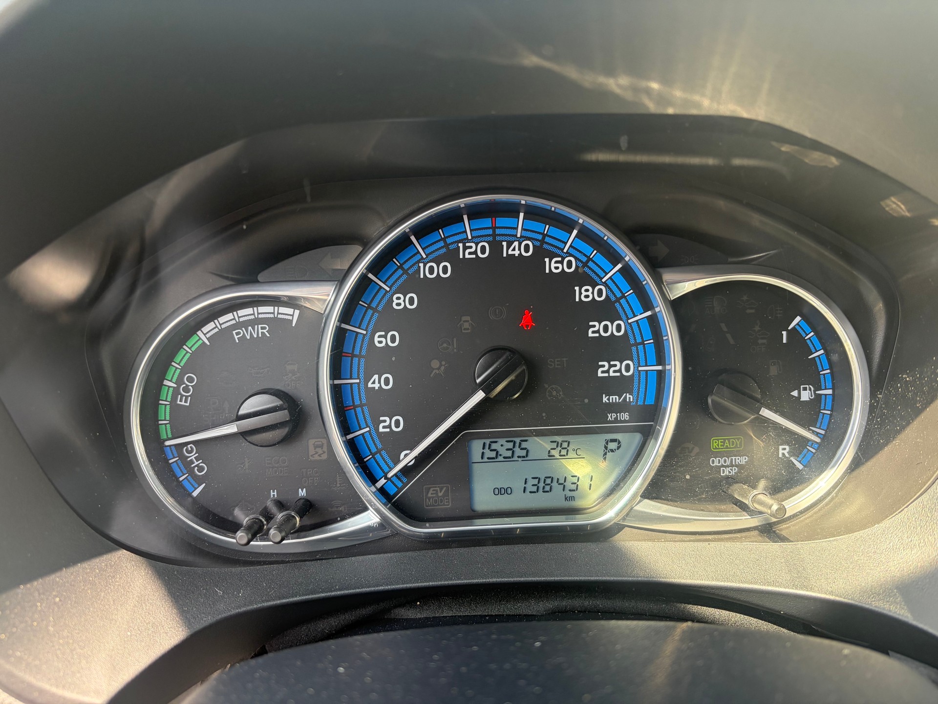 TOYOTA Yaris 1.5 VVT-i Hybrid Trend e-CVT-image-5