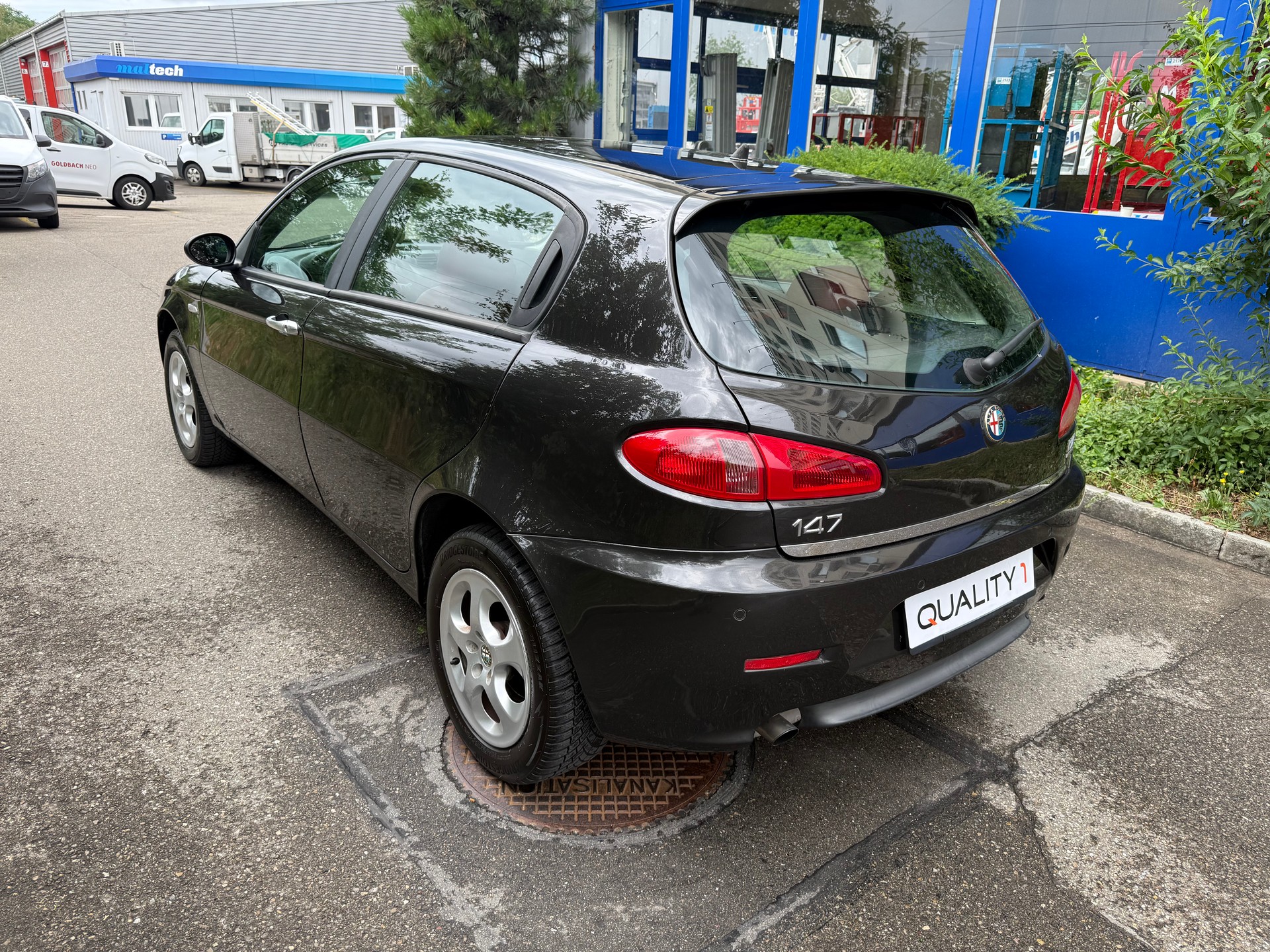 ALFA ROMEO 147 1.6 TS 16V VIP Edition-image-3
