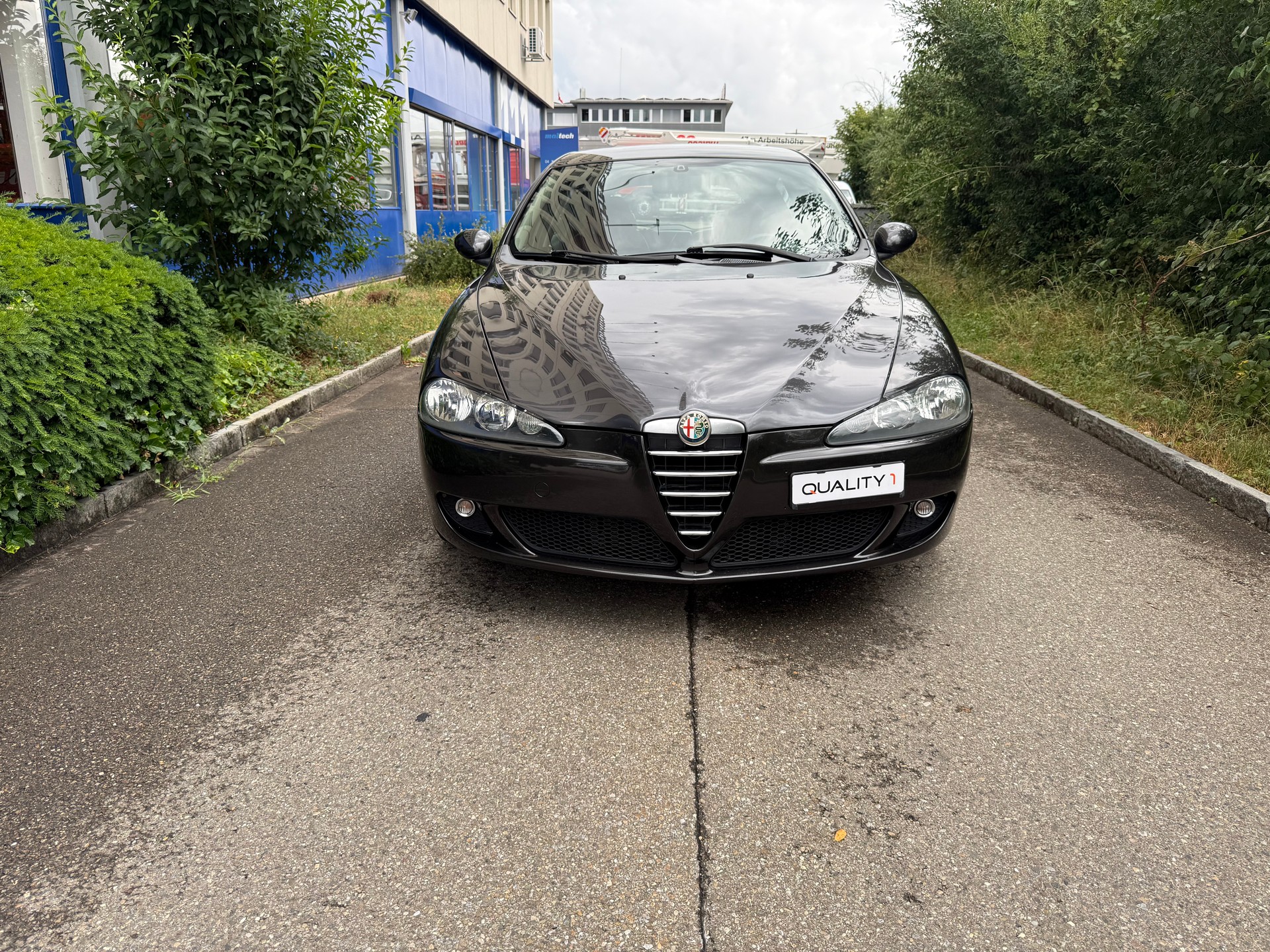 ALFA ROMEO 147 1.6 TS 16V VIP Edition-image-1