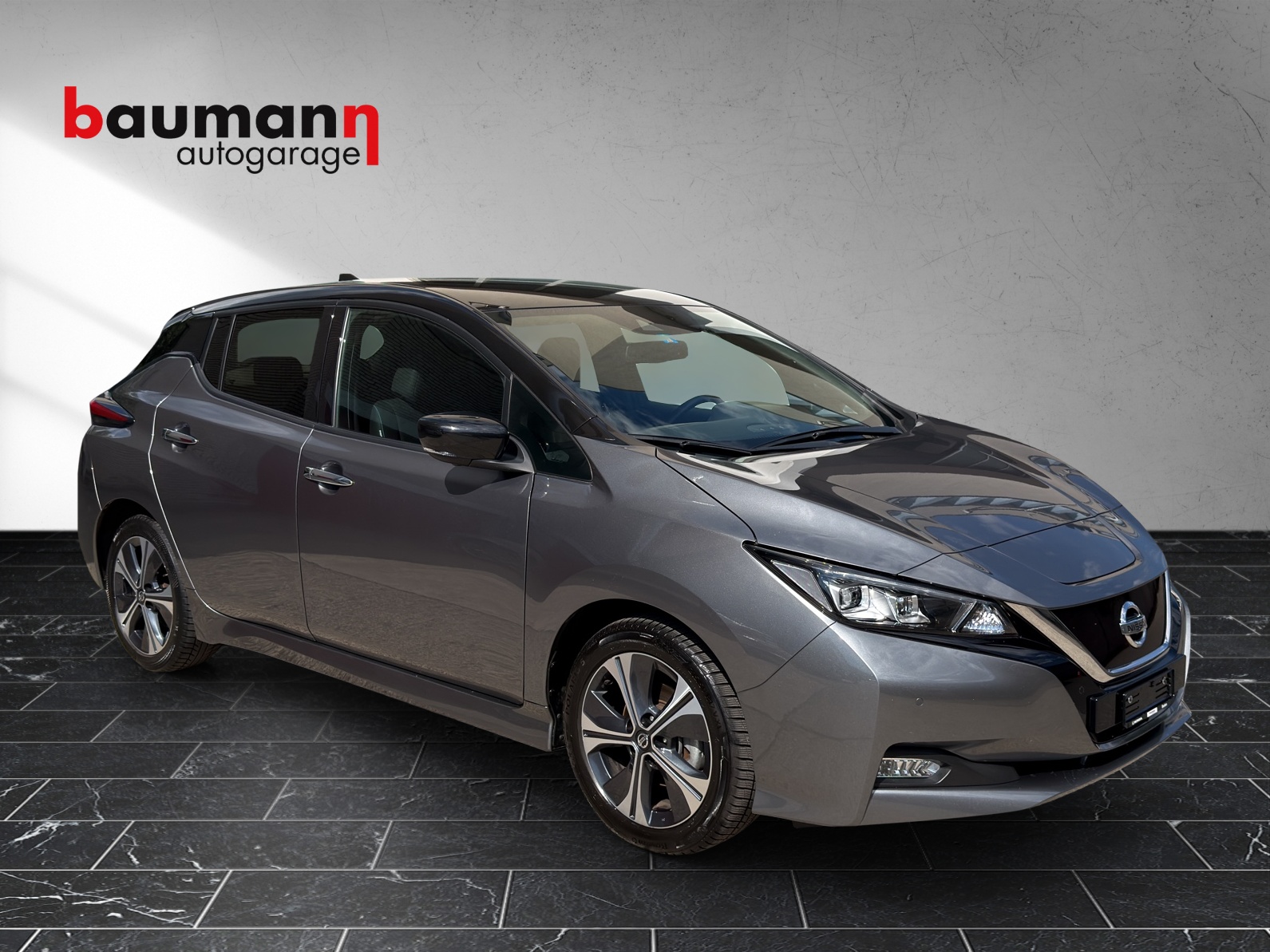 NISSAN Leaf N-Connecta (incl. battery)-showroom-element-1