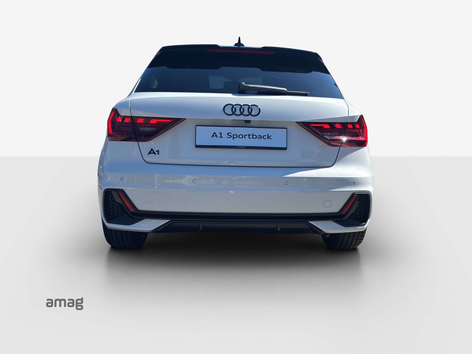 AUDI A1 Sportback 30 TFSI S Line Attraction S-tronic-showroom-element-3