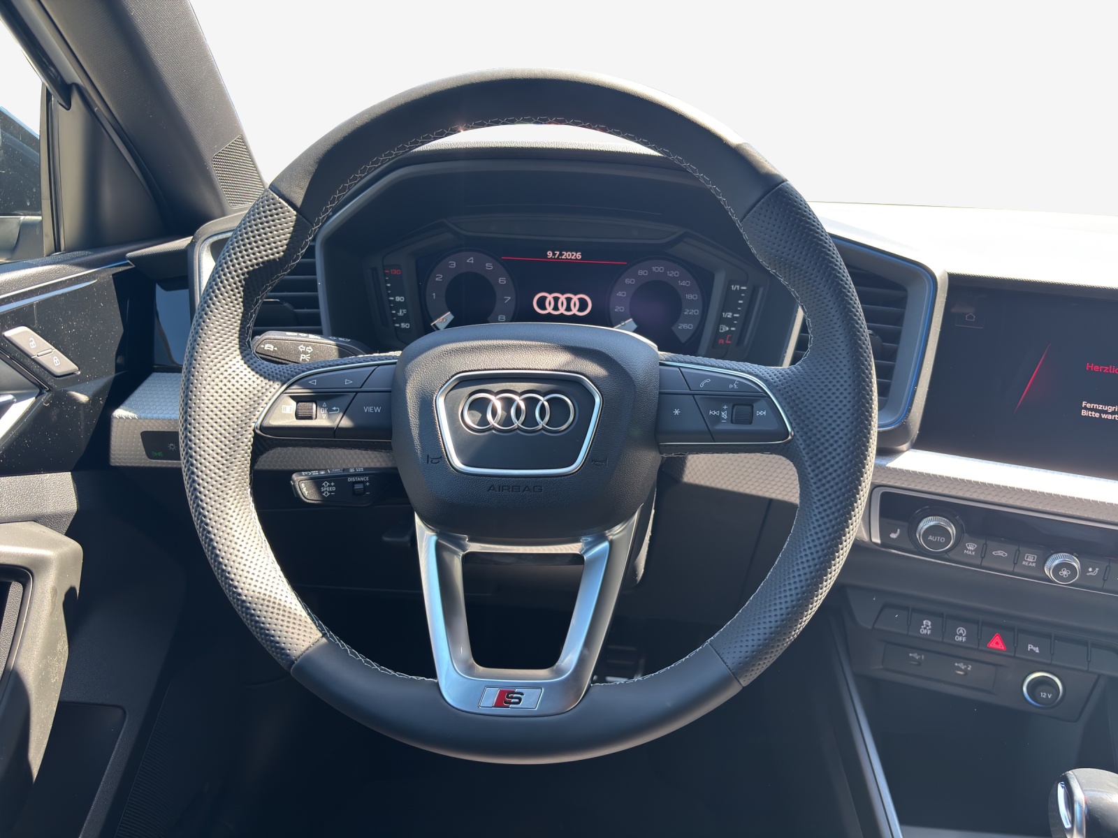 AUDI A1 Sportback 30 TFSI S Line Attraction S-tronic-image-9