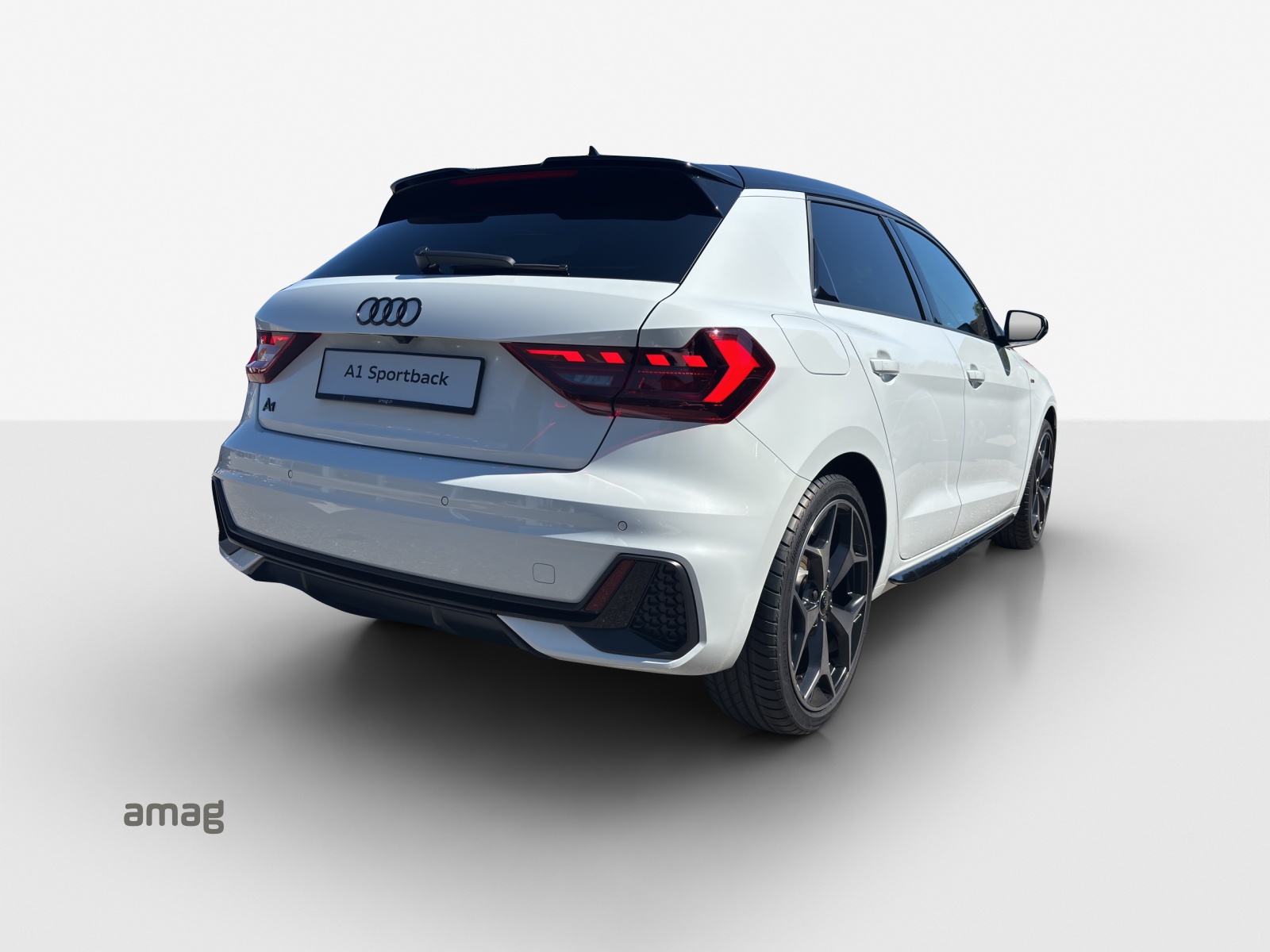 AUDI A1 Sportback 30 TFSI S Line Attraction S-tronic-image-4