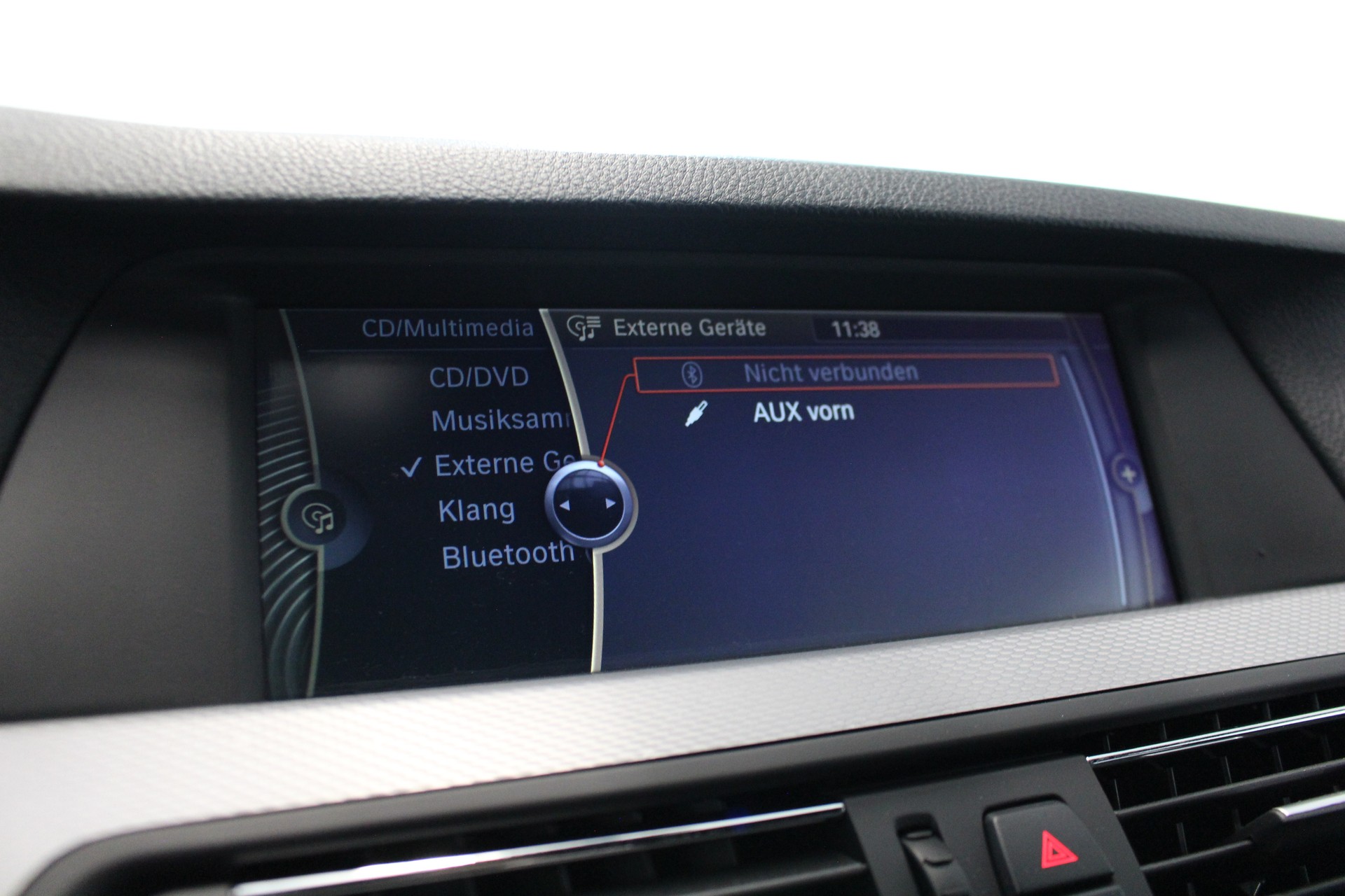 BMW 535d xDrive Touring-image-14