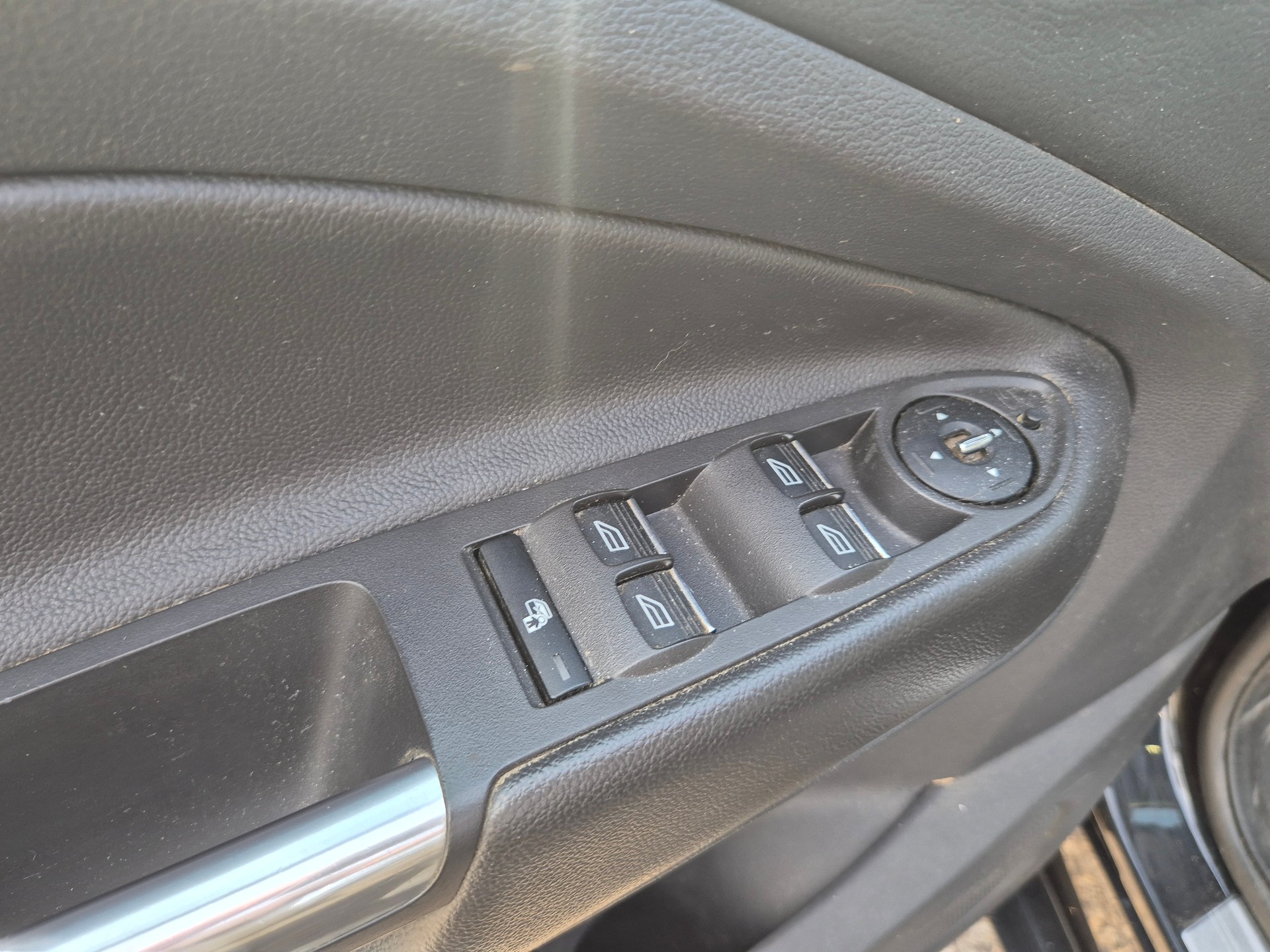FORD Kuga 2.0 TDCi Titanium 4WD PowerShift-image-13