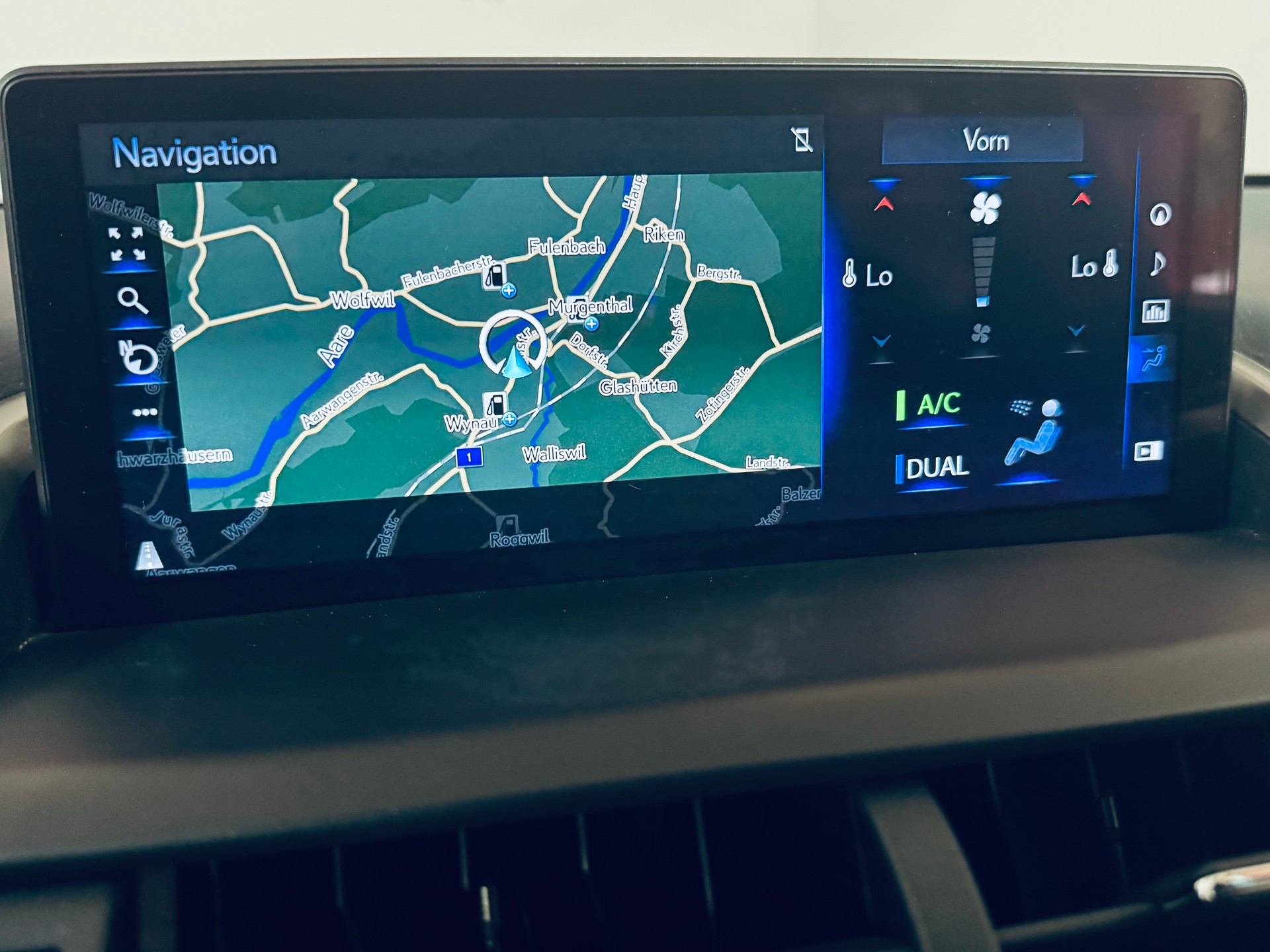 LEXUS NX 300h Excellence E-Four Automatic-image-19