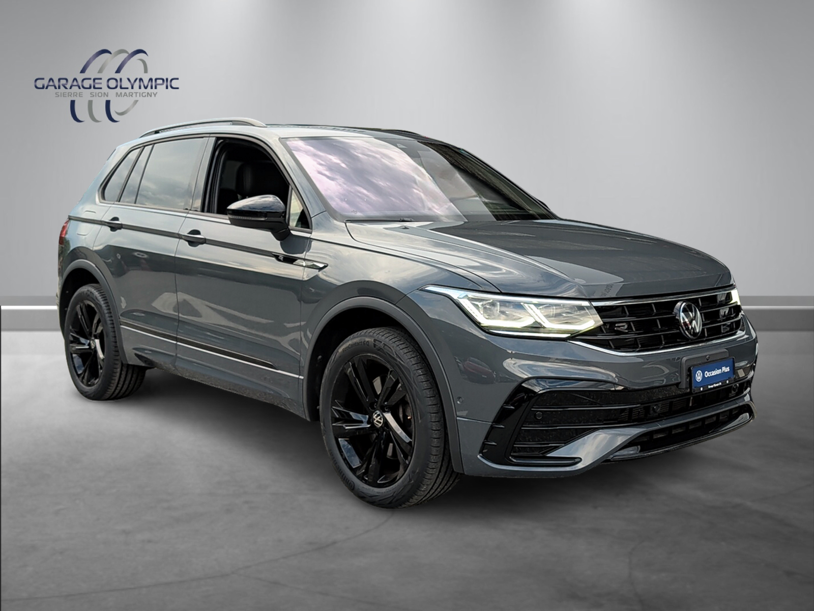 VW Tiguan 2.0TSI R-Line 4Motion DSG-showroom-element-1