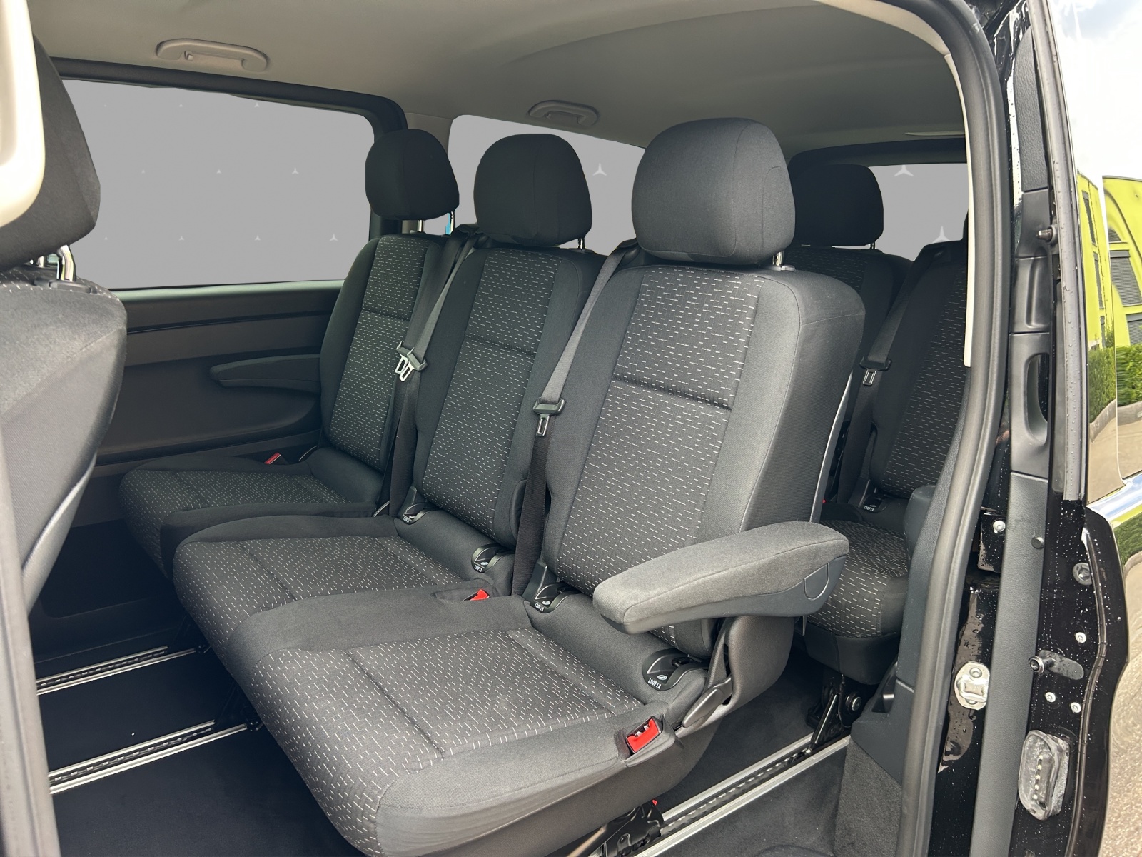 MERCEDES-BENZ Vito 116 CDI Lang Select Tourer 4Matic 9G-Tronic-image-14