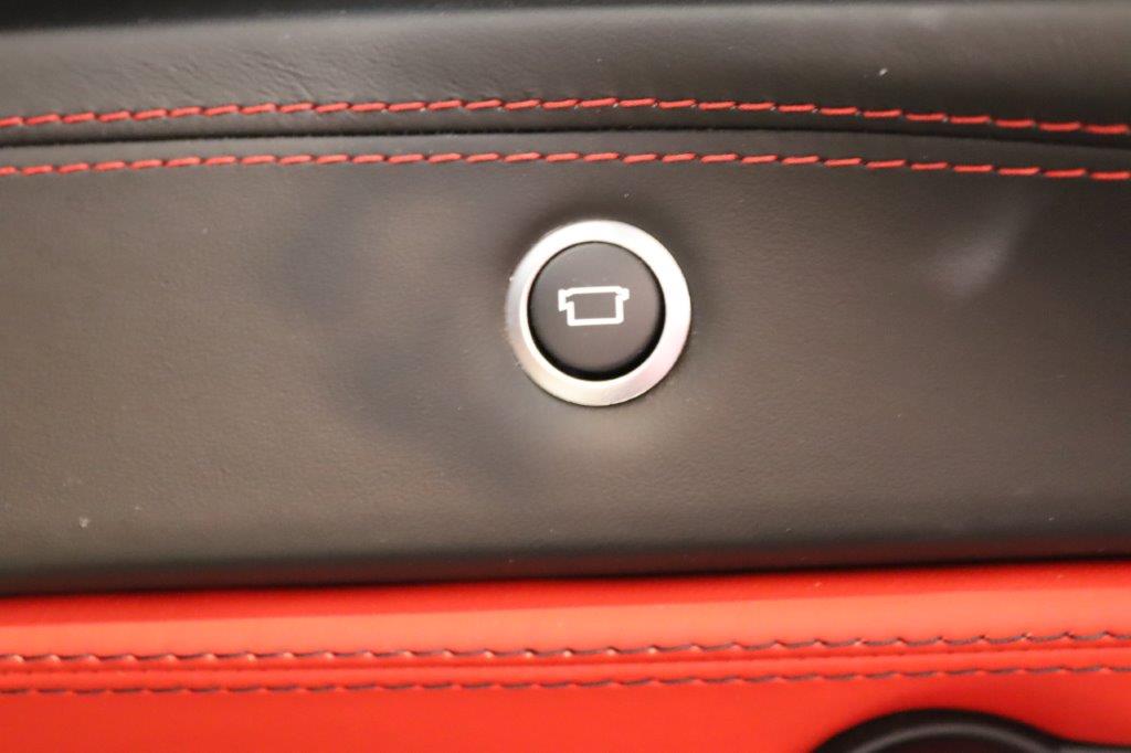 FERRARI 488 Spider 3.9 V8-image-14