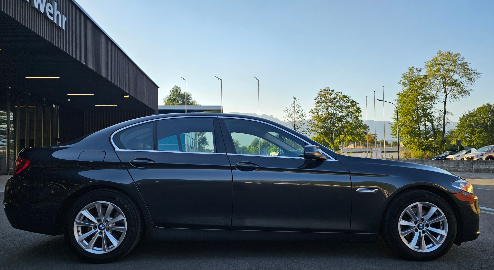 BMW 520d xDrive Steptronic-image-4