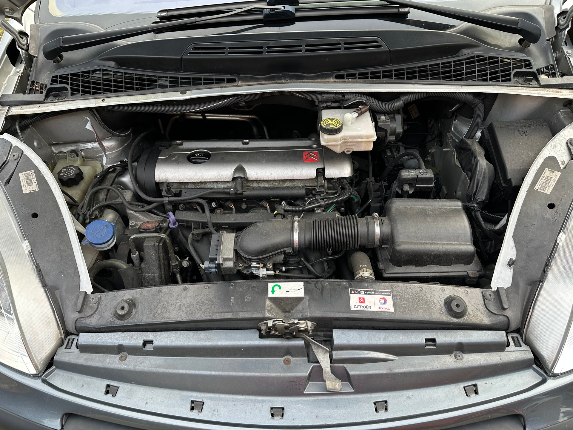 CITROEN Xsara Picasso 1.8i 16V Exclusive FIXPREIS-image-21