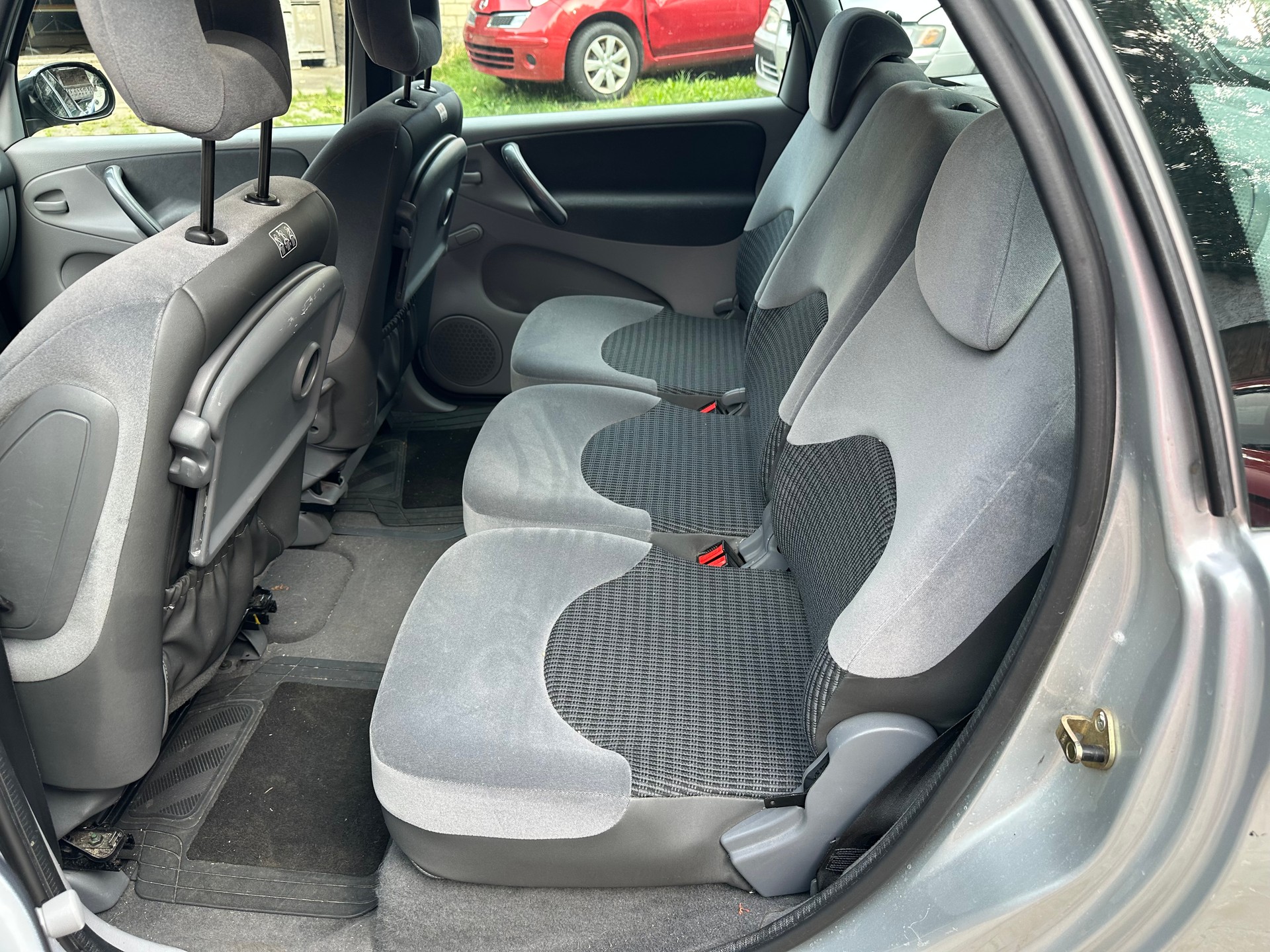CITROEN Xsara Picasso 1.8i 16V Exclusive FIXPREIS-image-19
