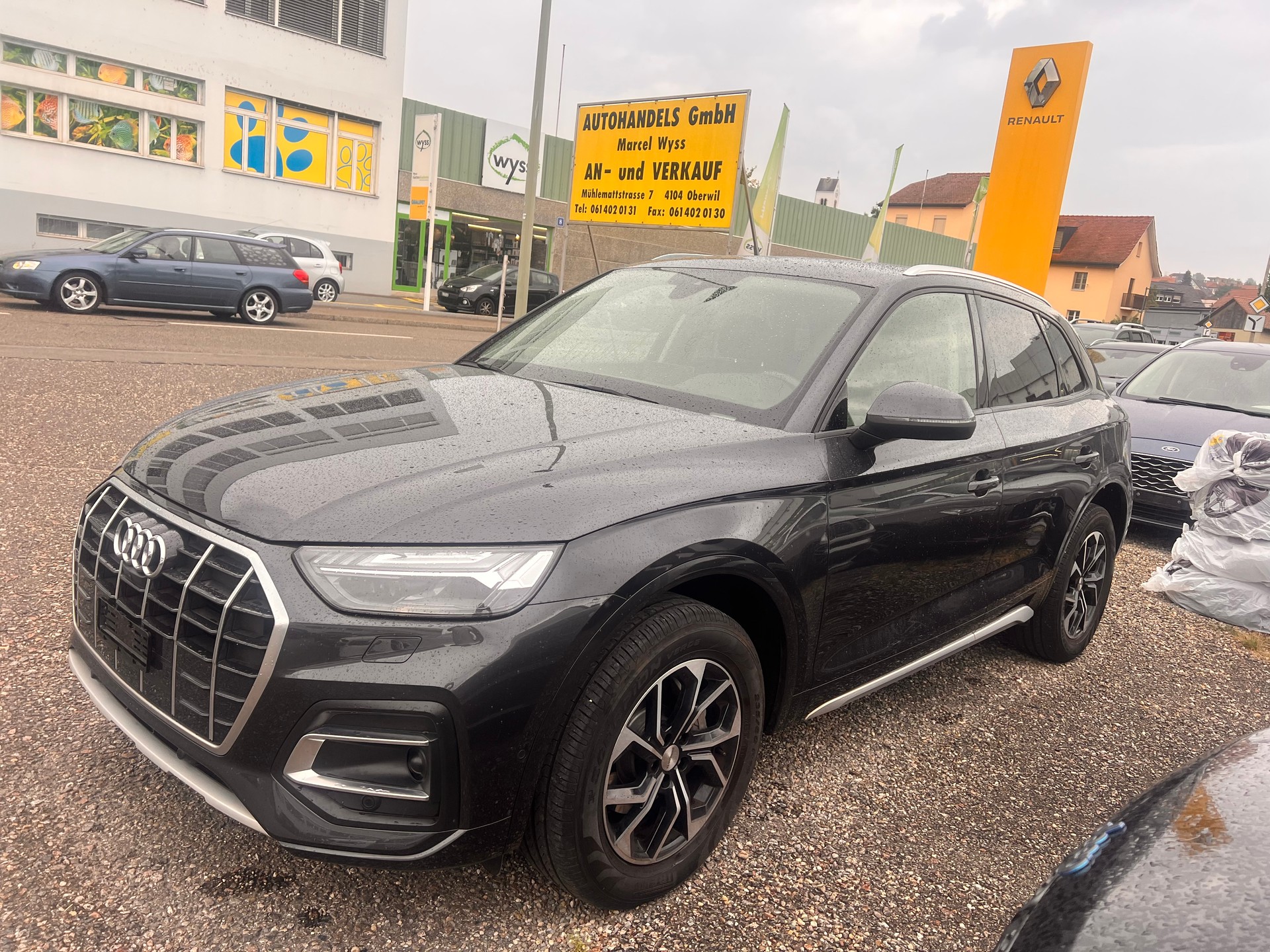 AUDI Q5 40 TFSI advanced quattro S-tronic-showroom-element-2