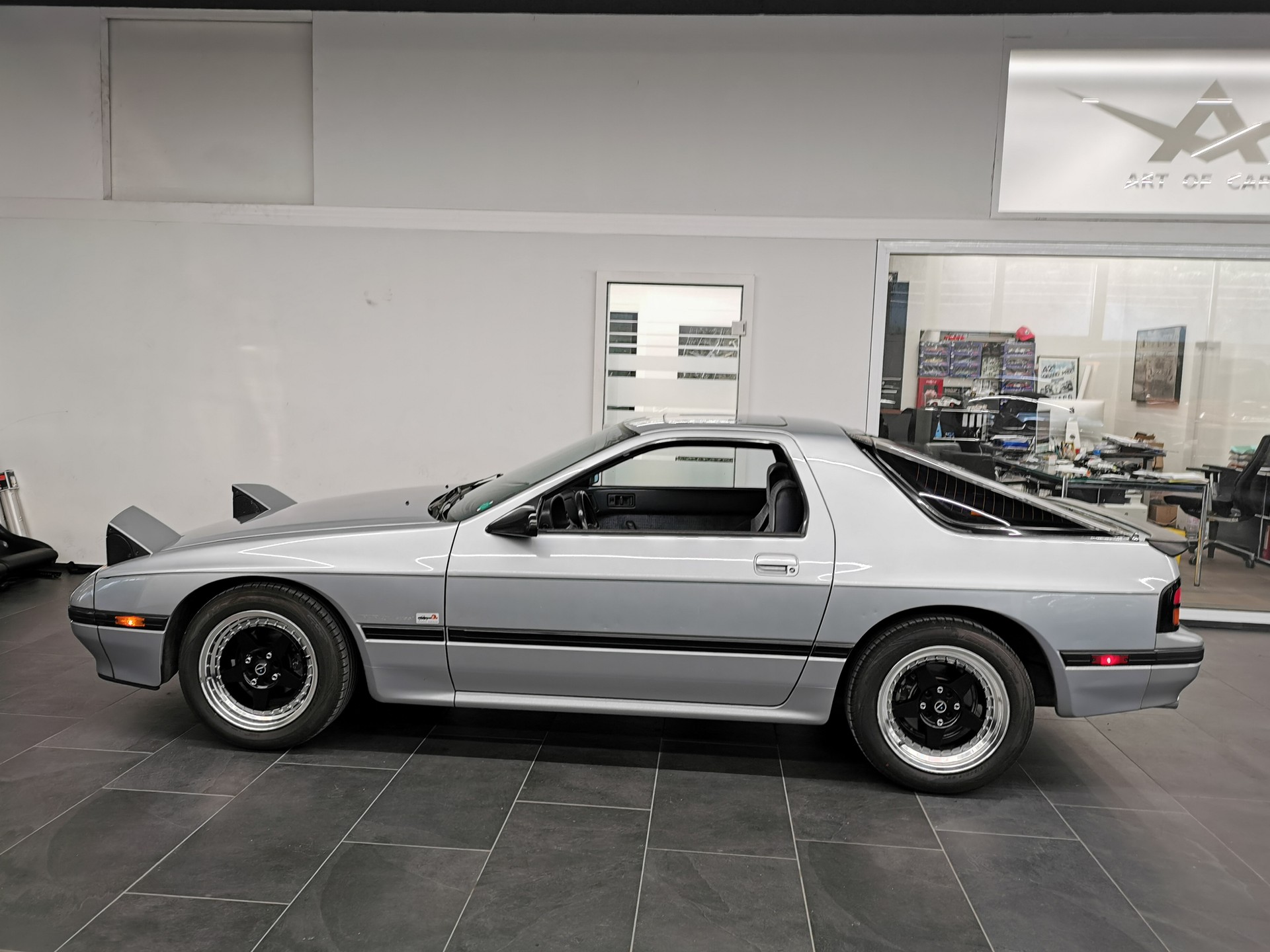 MAZDA RX-7 RX 7 VETERAN OLDTIMER! NUR ALLE 6-7 JAHRE MFK! EINZIGES FAHRZEUG! COUPÉ FC3S FC SAUGER 150 PS! UNIKAT! AUTOMAT!-image-3