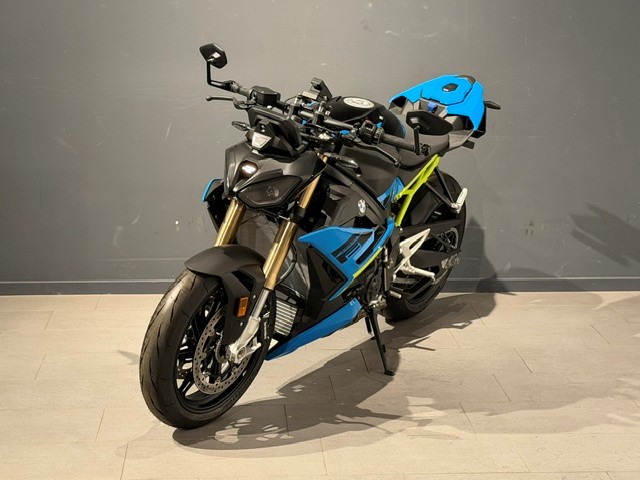 BMW S 1000 R 5% Jubiläumsrabatt-showroom-element-2