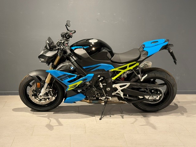 BMW S 1000 R 5% Jubiläumsrabatt-showroom-element-3
