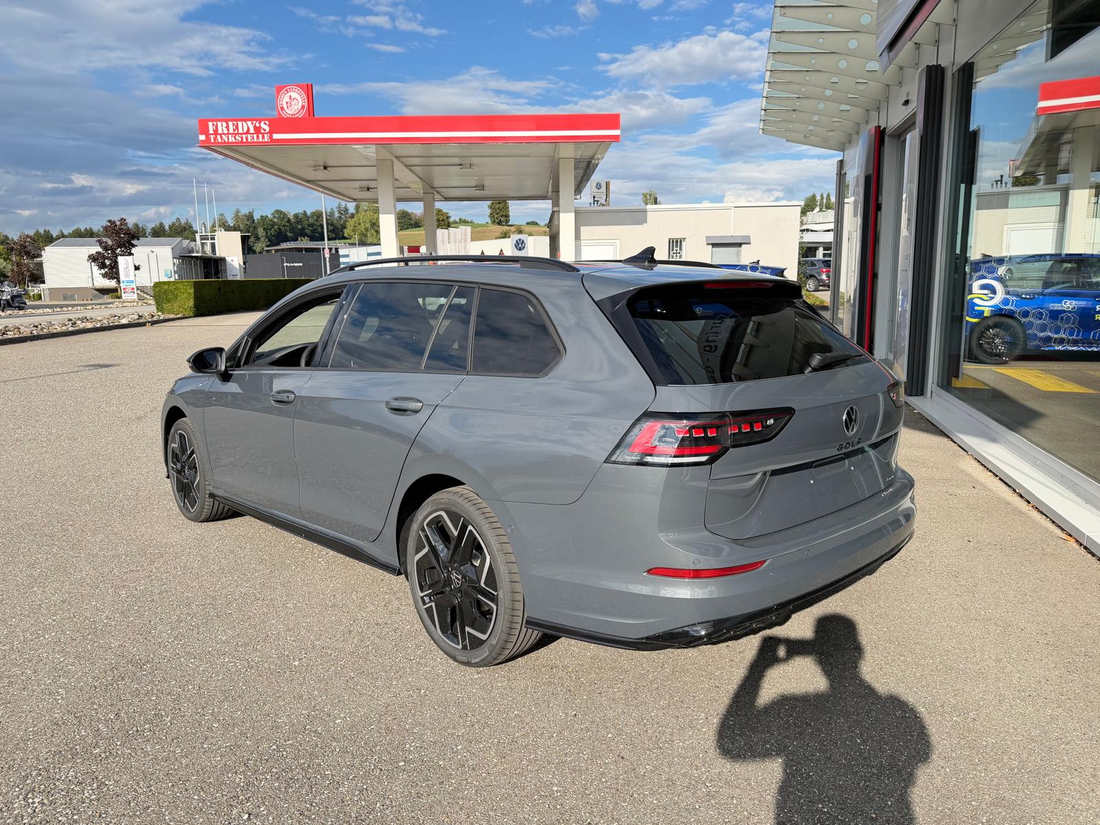 VW Golf Variant 2.0 TSI R-Line DSG 4 Motion-showroom-element-2