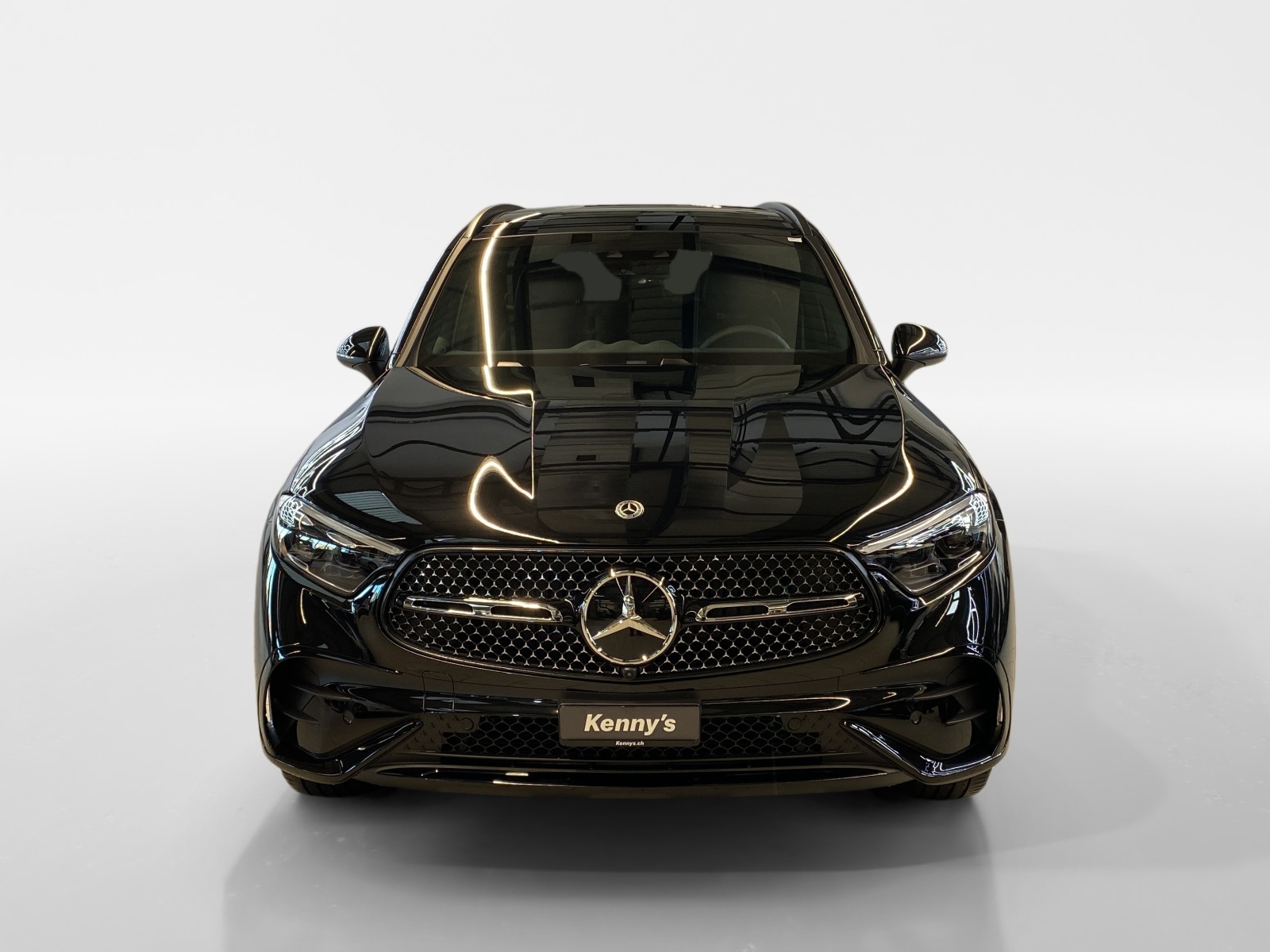 MERCEDES-BENZ GLC 300 d AMG Line 4MATIC-showroom-element-1