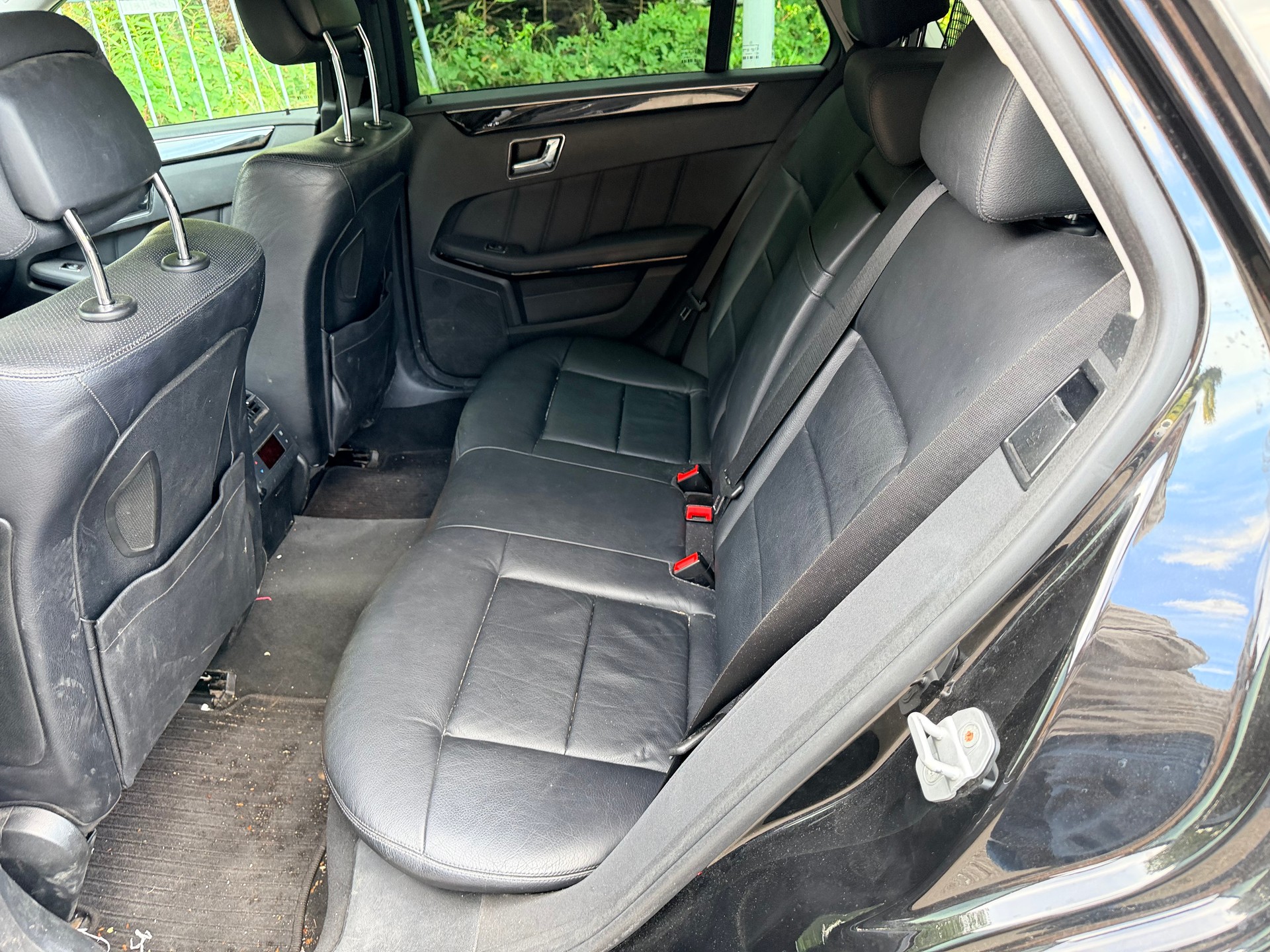 MERCEDES-BENZ E 250 CDI BlueEfficiency Elégance 4Matic 7G-Tronic-image-9