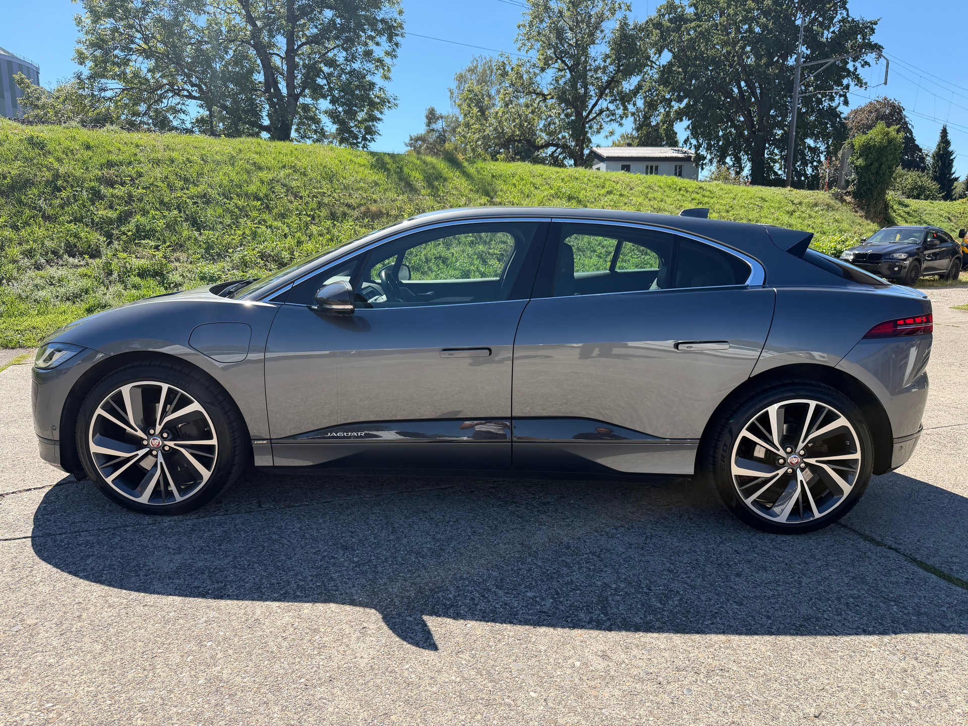 JAGUAR I-Pace EV400 S AWD-showroom-element-1