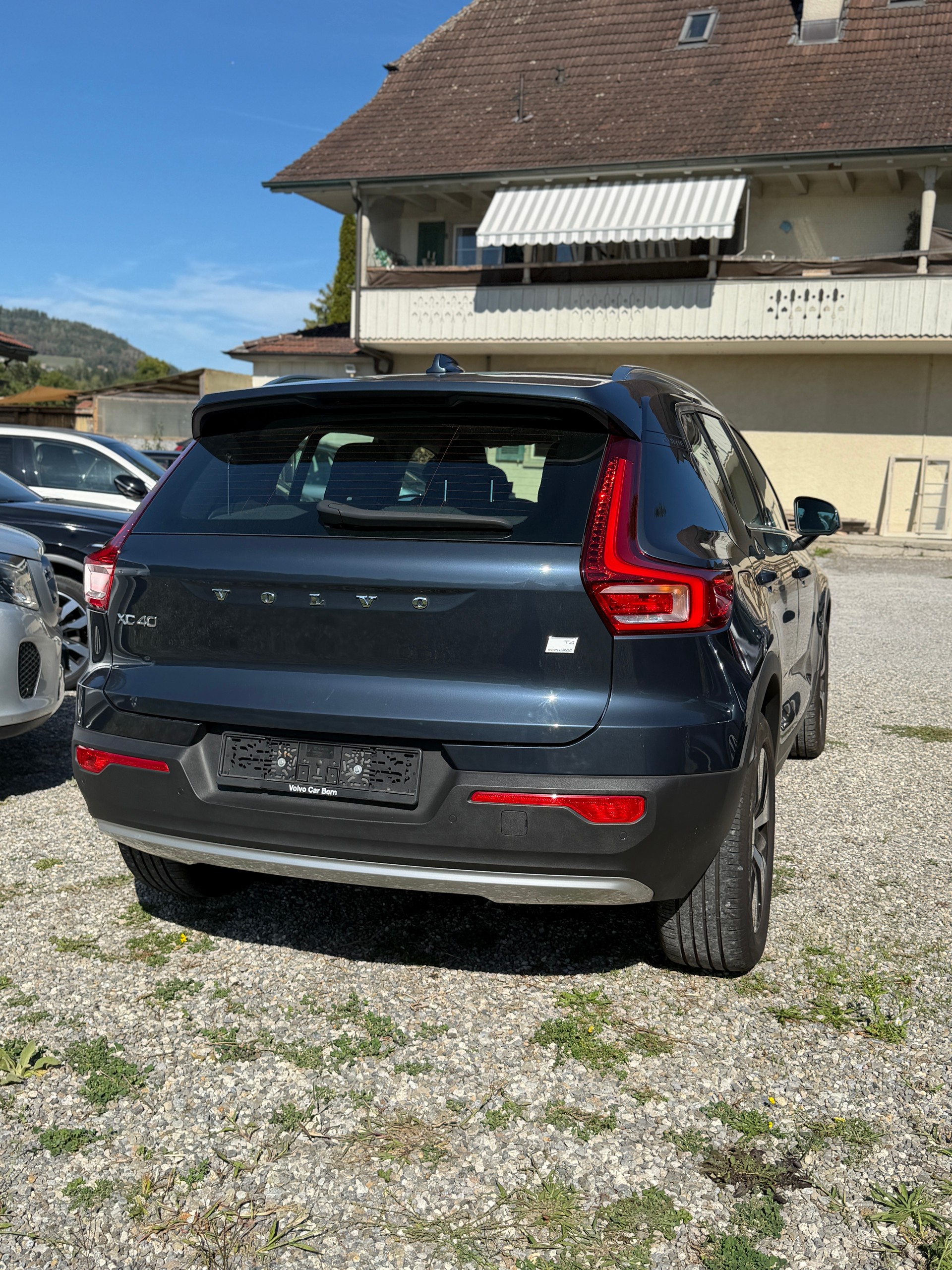 VOLVO XC40 T4 TwE Inscription Expression DCT-showroom-element-3