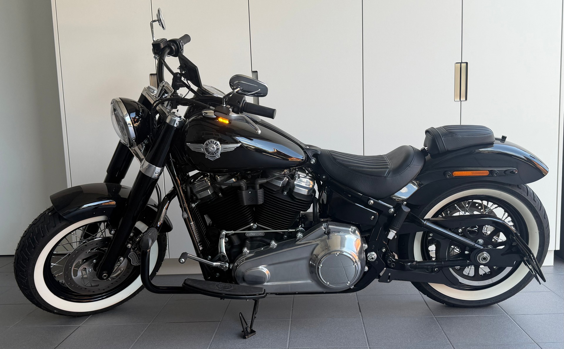 HARLEY-DAVIDSON FLSL Softail Slim 107-image-0