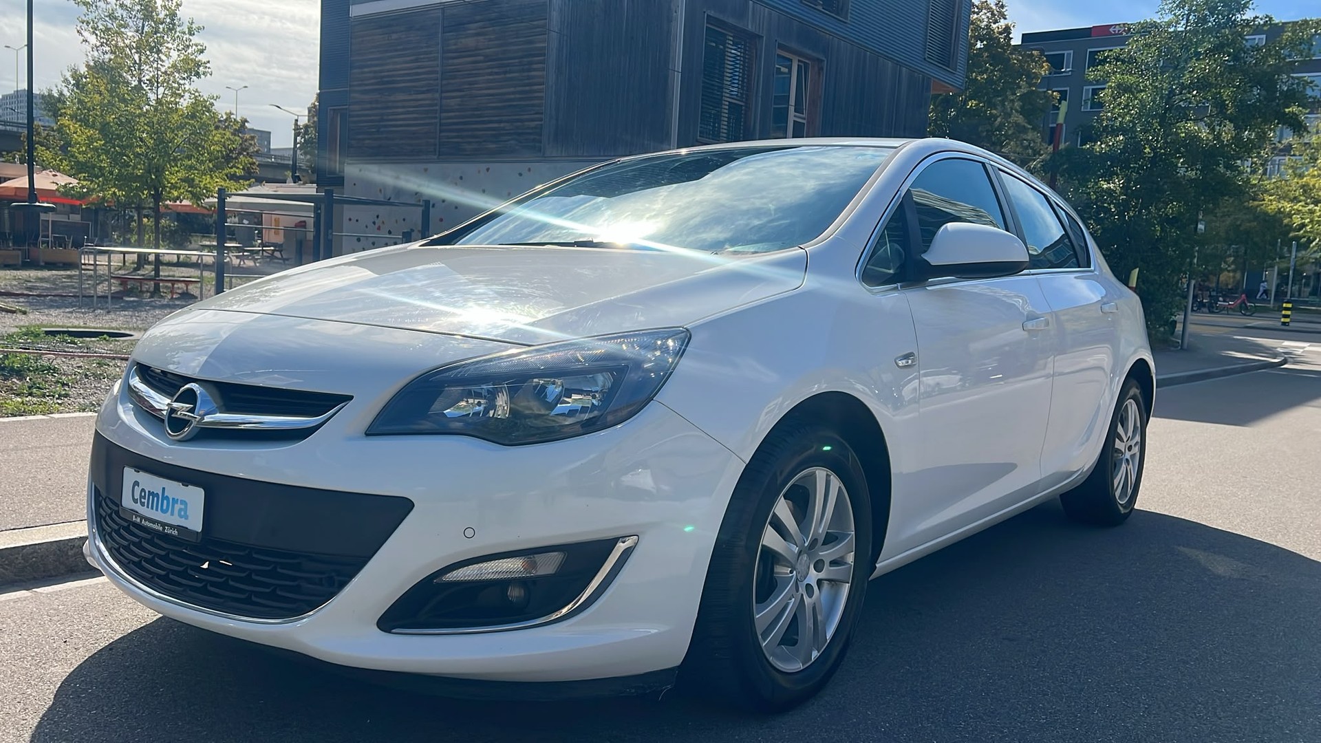 OPEL Astra 1.4i 16V Turbo Cosmo Automatic