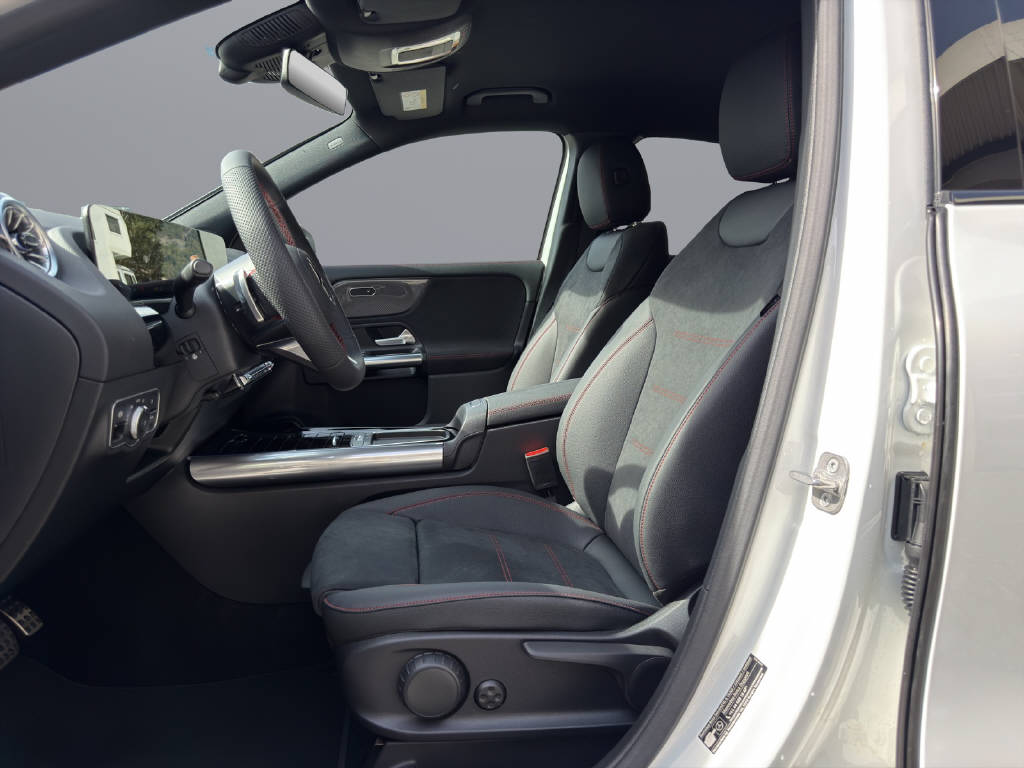 MERCEDES-BENZ GLA 250 4MATIC Swiss Star-image-7