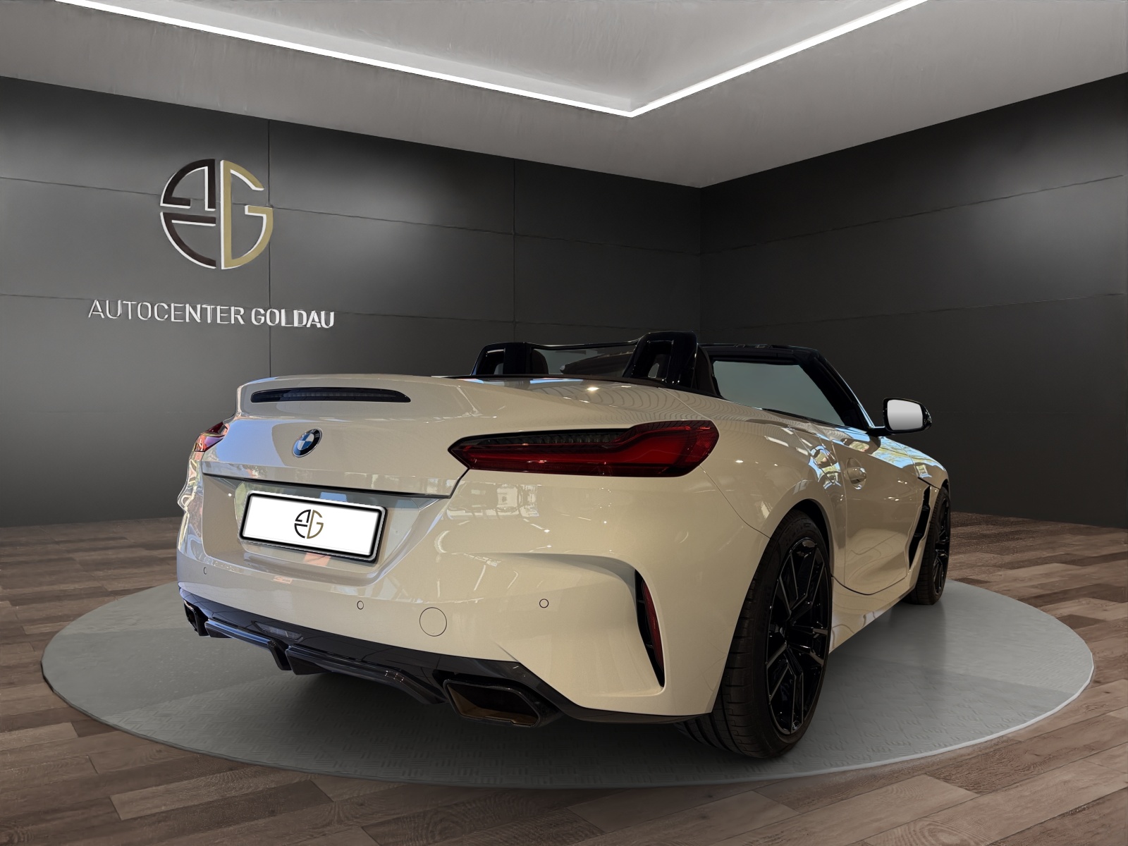 BMW Z4 M40i Steptronic-showroom-element-3