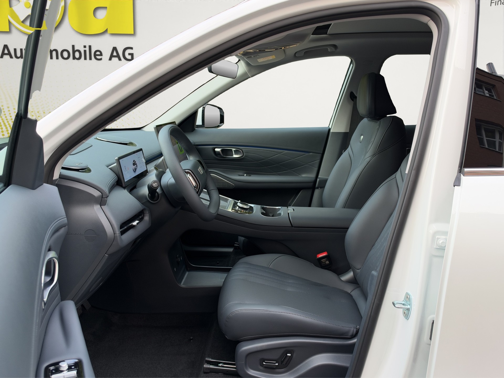 GEELY EM-i Max+ PHEV-image-10