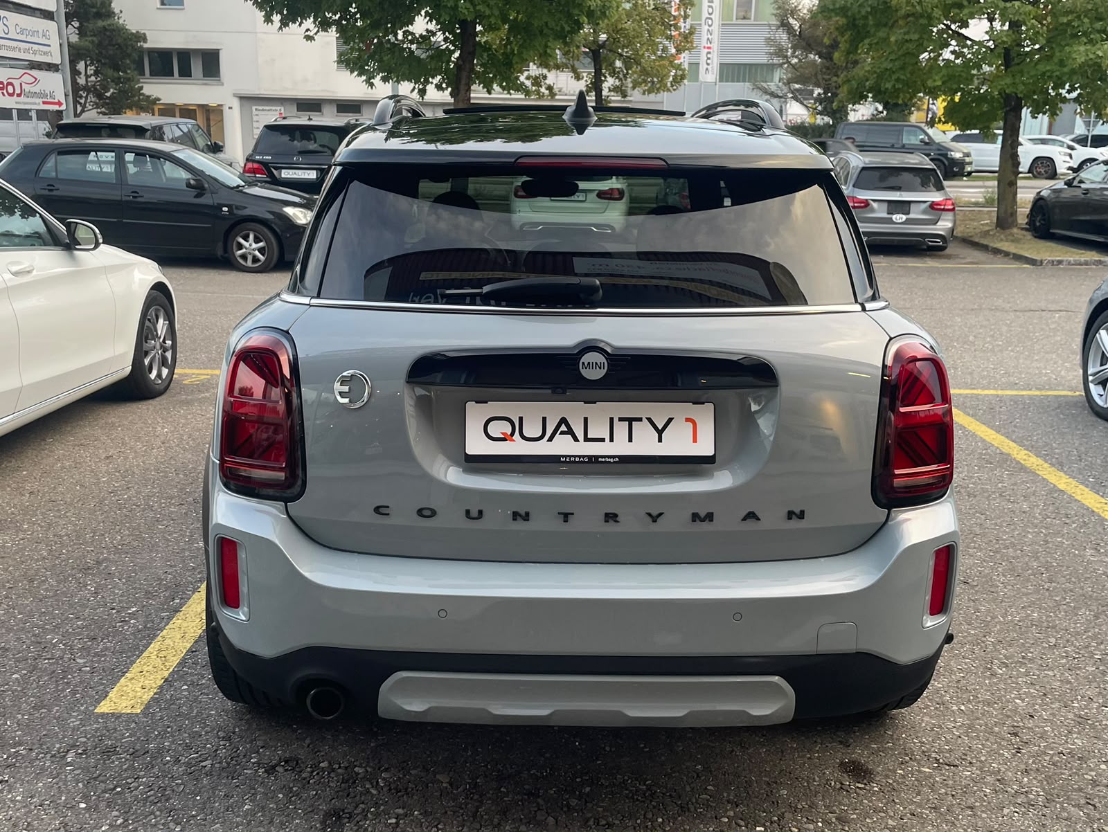 MINI Countryman Cooper SE Untamed Edition ALL4 PHEV Steptronic-image-3