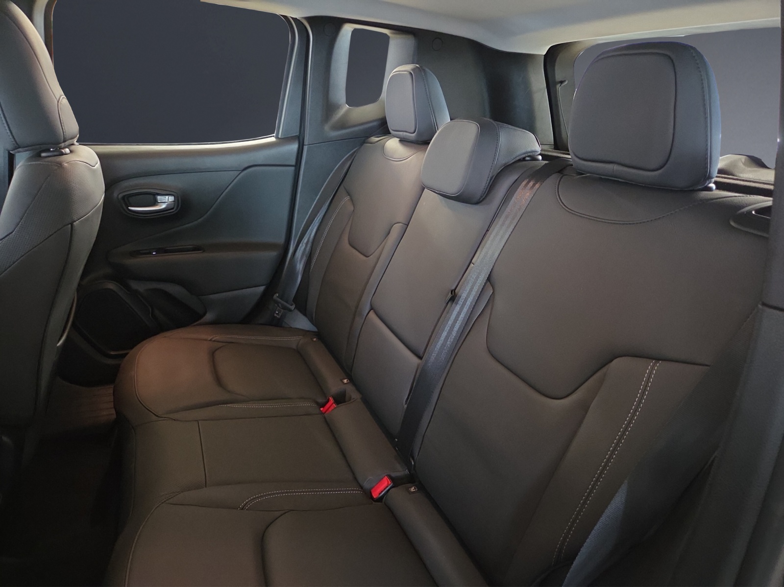 JEEP Renegade 1.5 MHEV-image-15