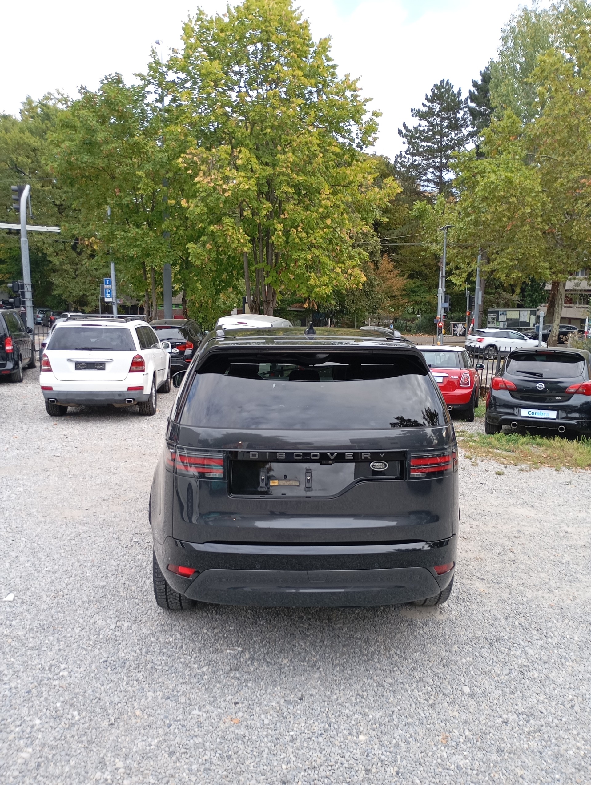 LAND ROVER Discovery 3.0D I6 250 SE AWD Automatic-image-18
