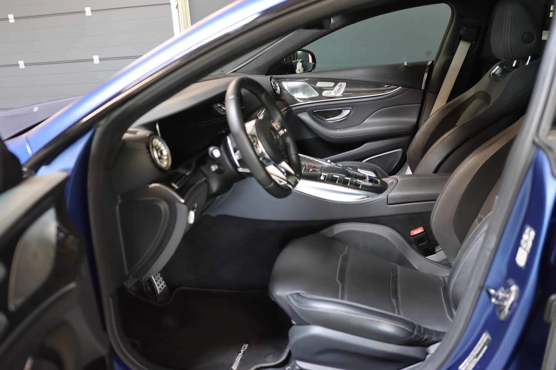 MERCEDES-BENZ AMG GT 4 63 S 4Matic+ Speedshift MCT-image-9