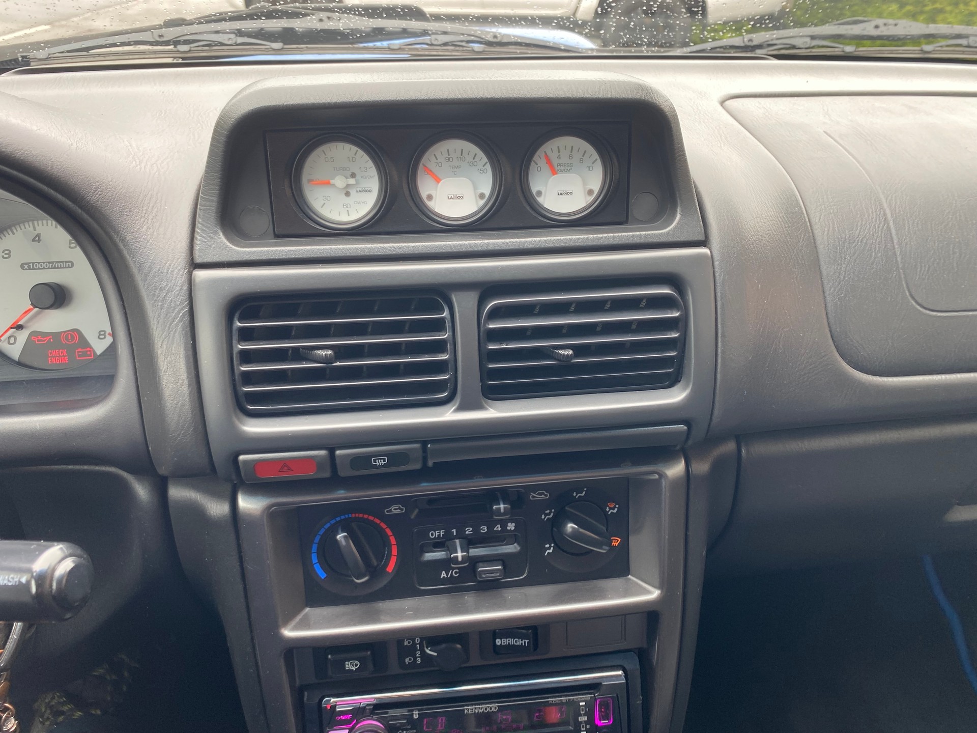 SUBARU Impreza 2.0 Turbo RS-image-14