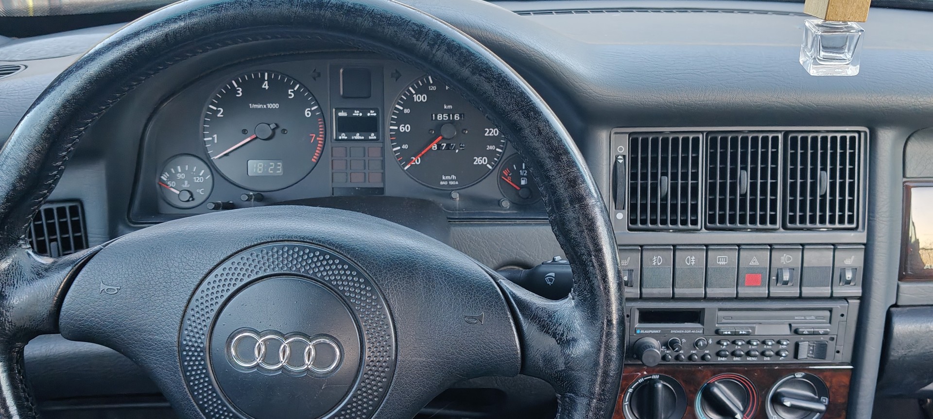 AUDI Cabriolet 2.8 E Elégance-image-2