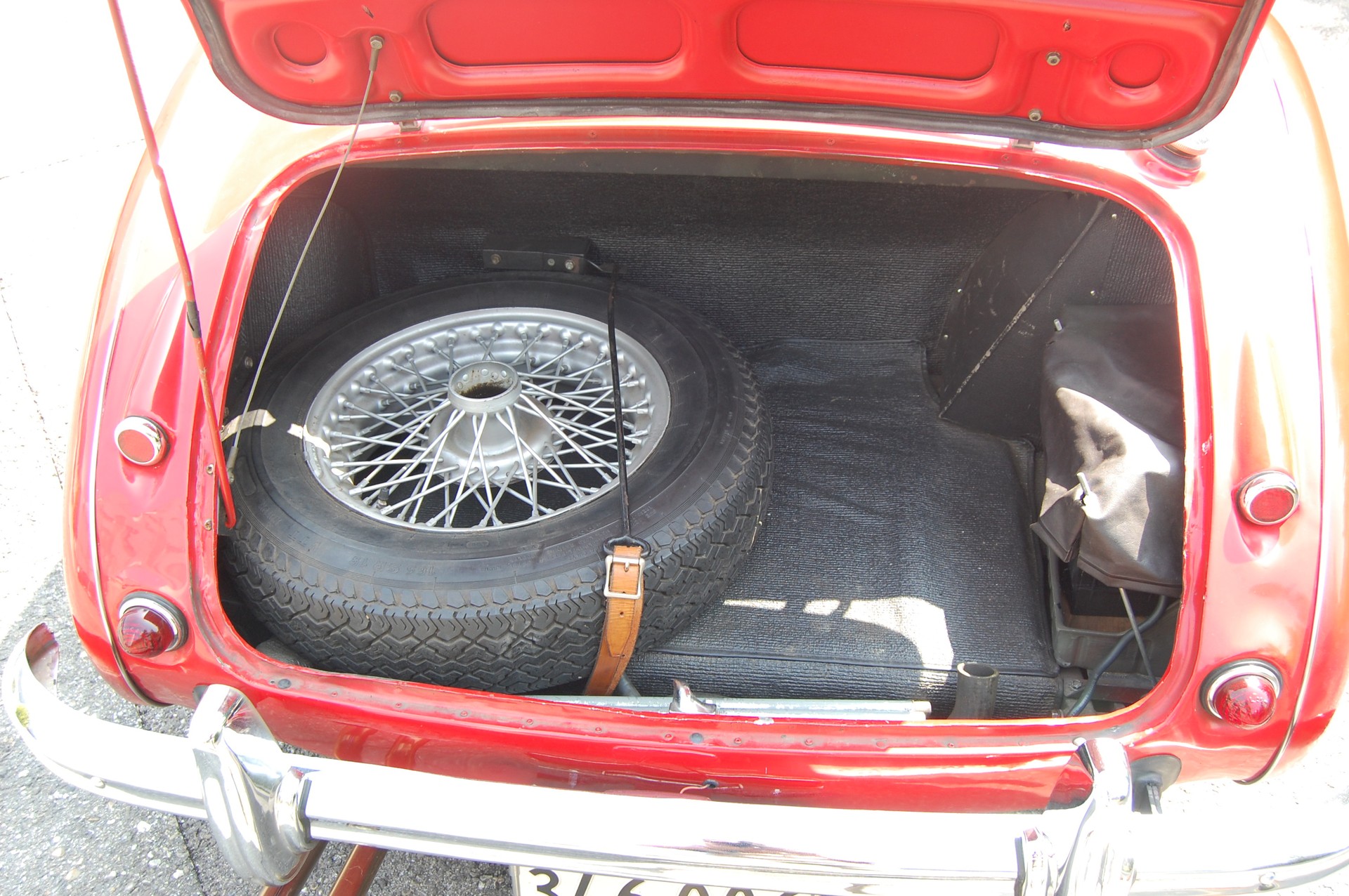 AUSTIN-HEALEY MK 3000 BT 7-image-9