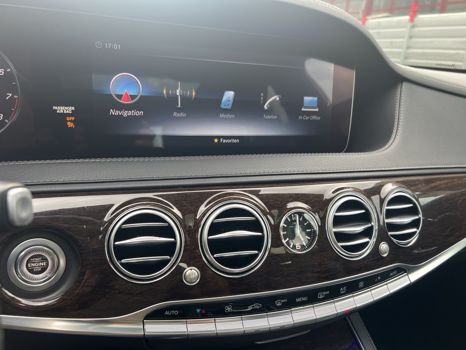MERCEDES-BENZ S 63 AMG L 4Matic+ 9G-Tronic-image-24