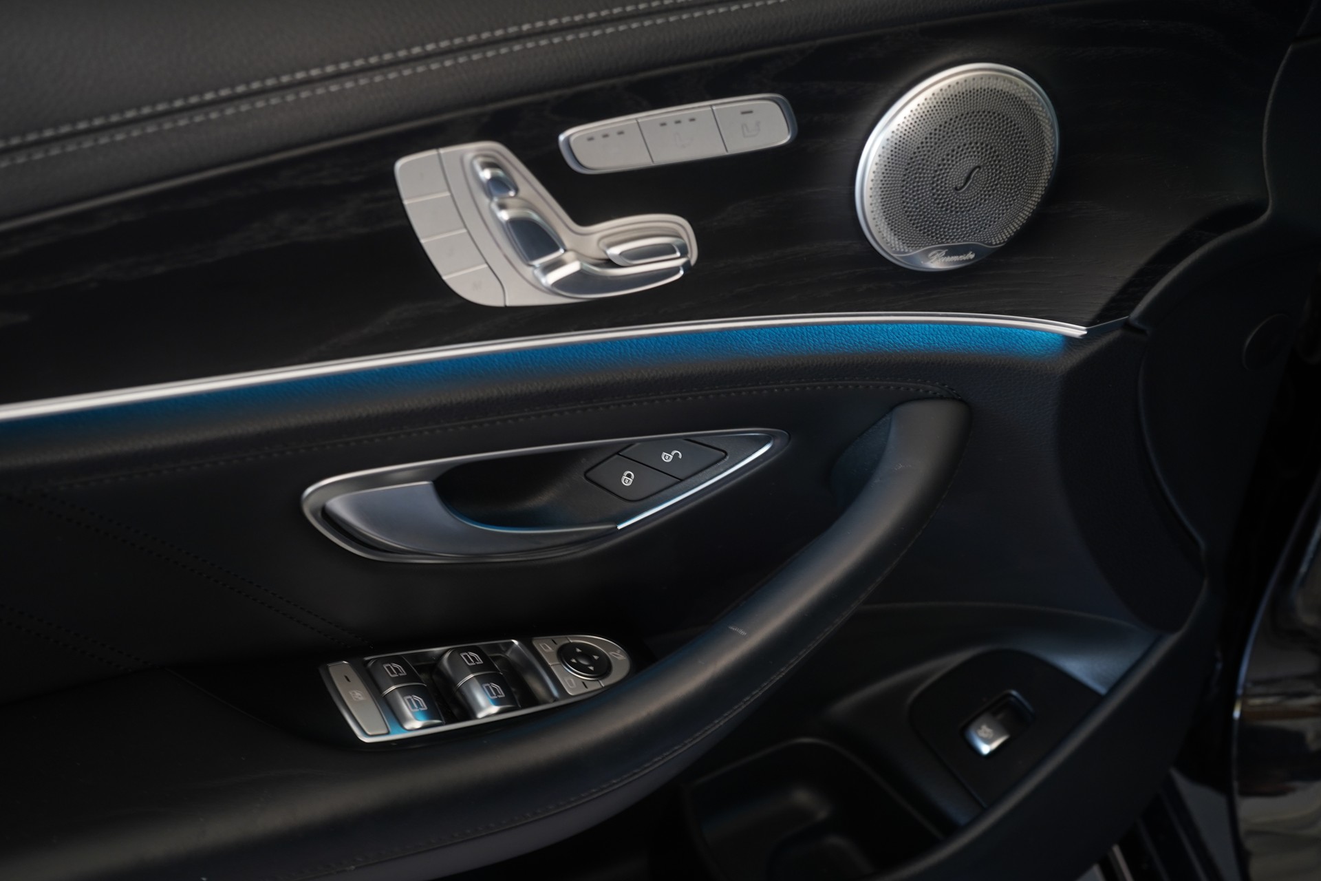 MERCEDES-BENZ E 63 AMG 4Matic+ Speedshift MCT-image-11