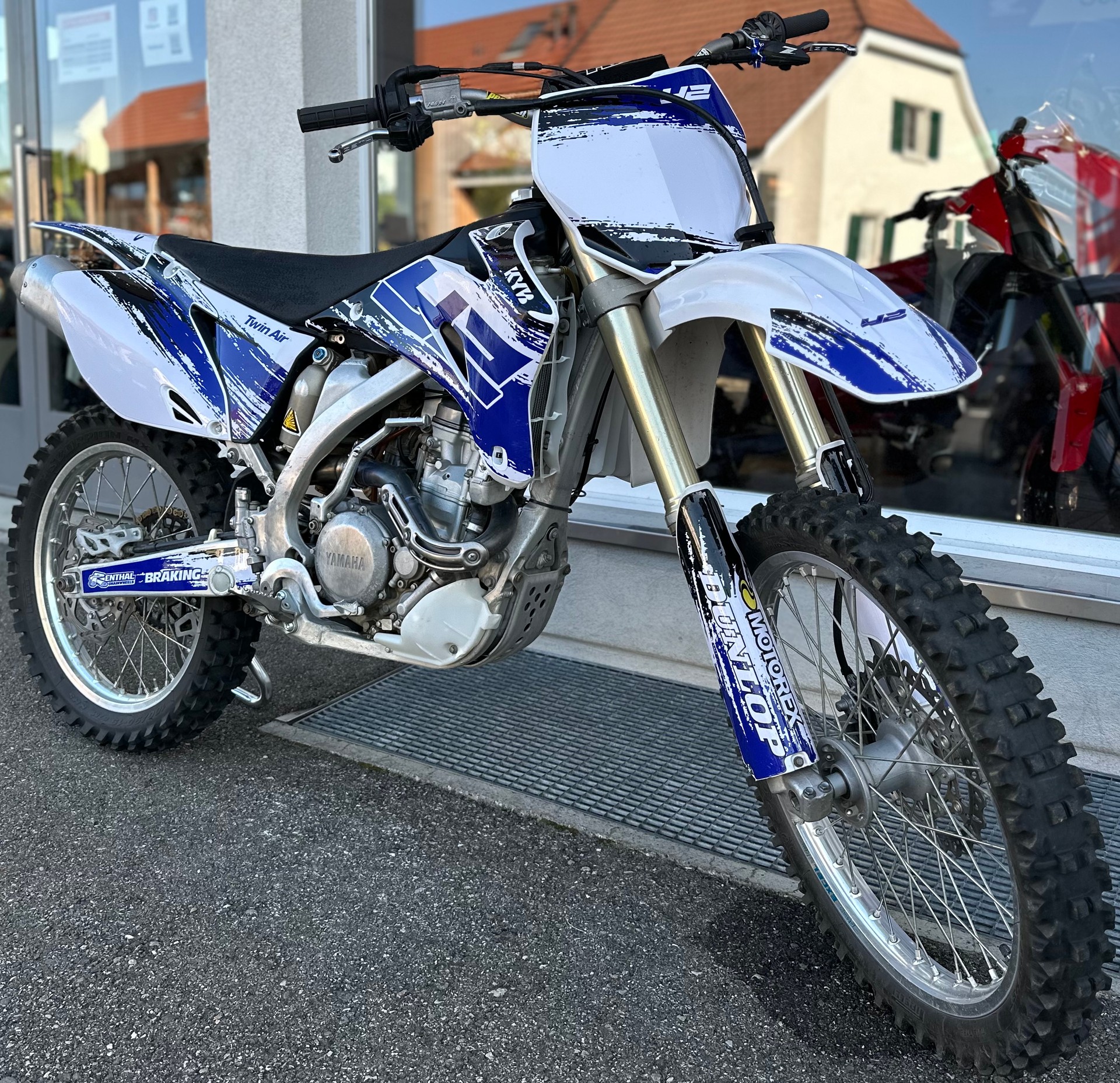 YAMAHA YZ 250 F (MIT FAHRZEUGAUSWEIS !)-showroom-element-2