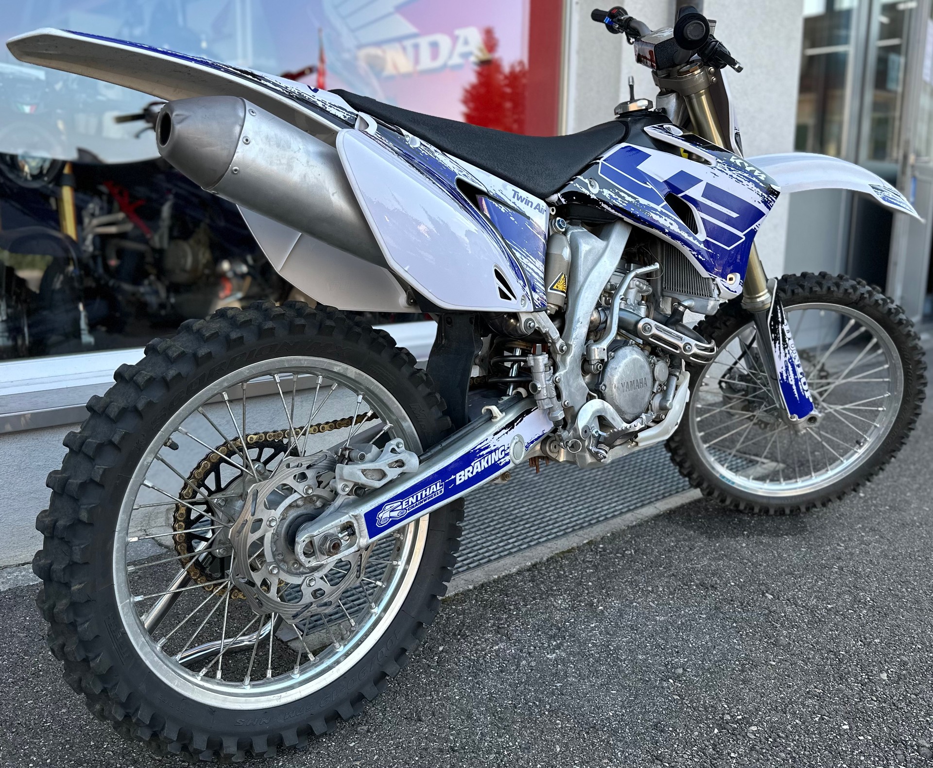 YAMAHA YZ 250 F (MIT FAHRZEUGAUSWEIS !)-showroom-element-3