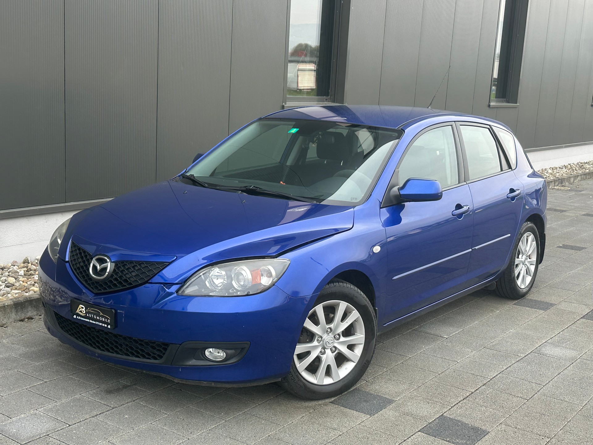 MAZDA 3 1.6 16V Confort MFK 04 2024-image-4