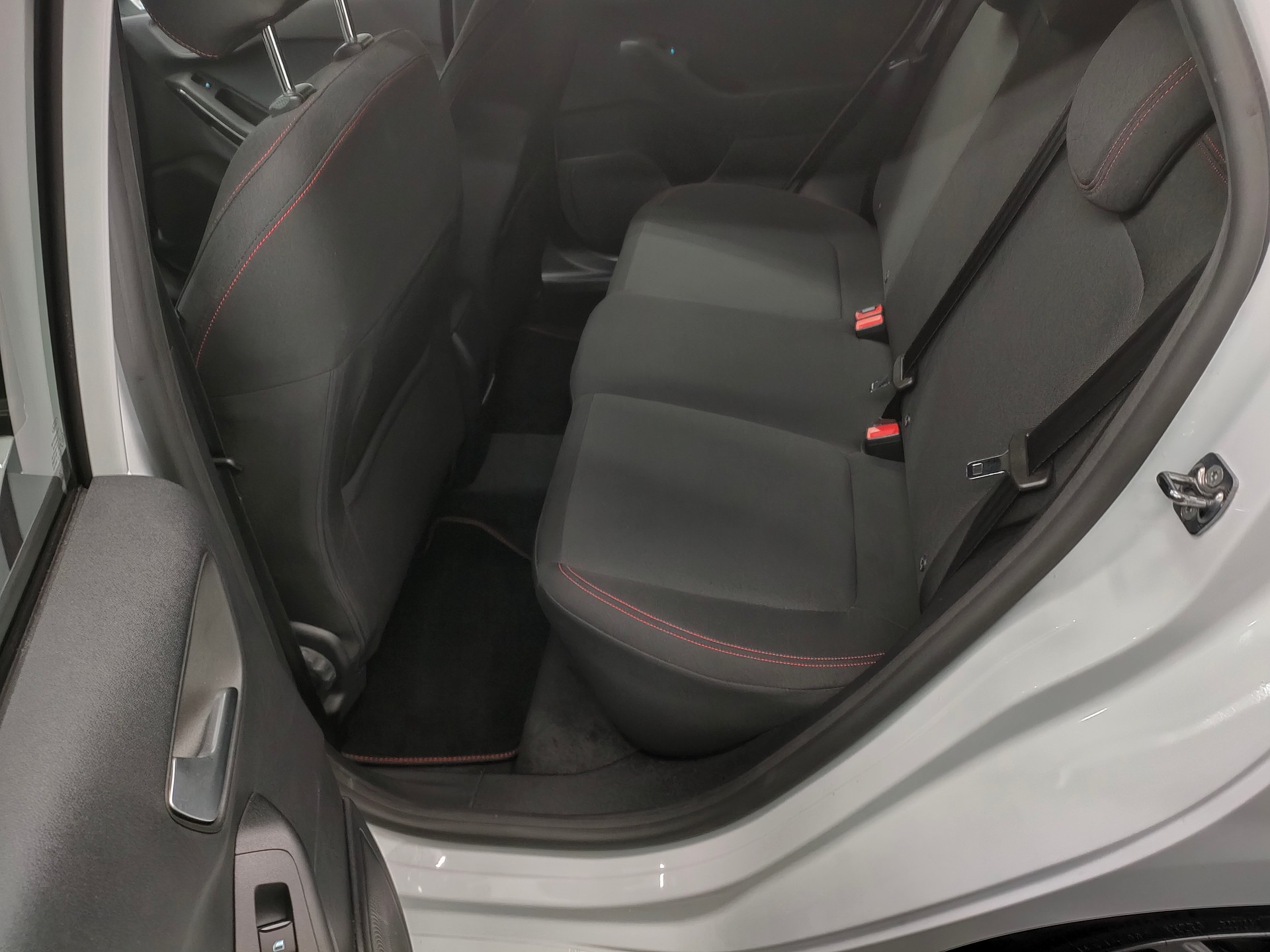 FORD Fiesta 1.0 SCTi MHEV ST Line X Automat-image-12