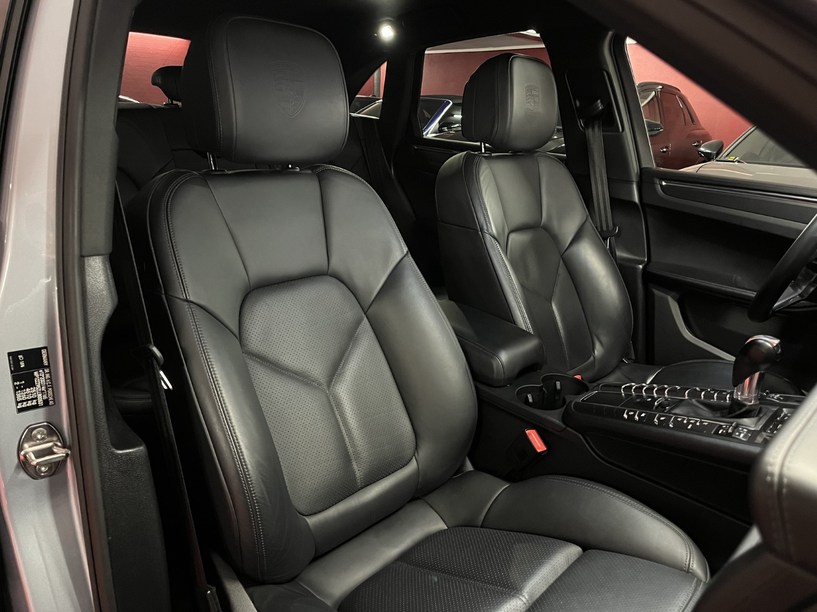 PORSCHE Macan PDK-image-15
